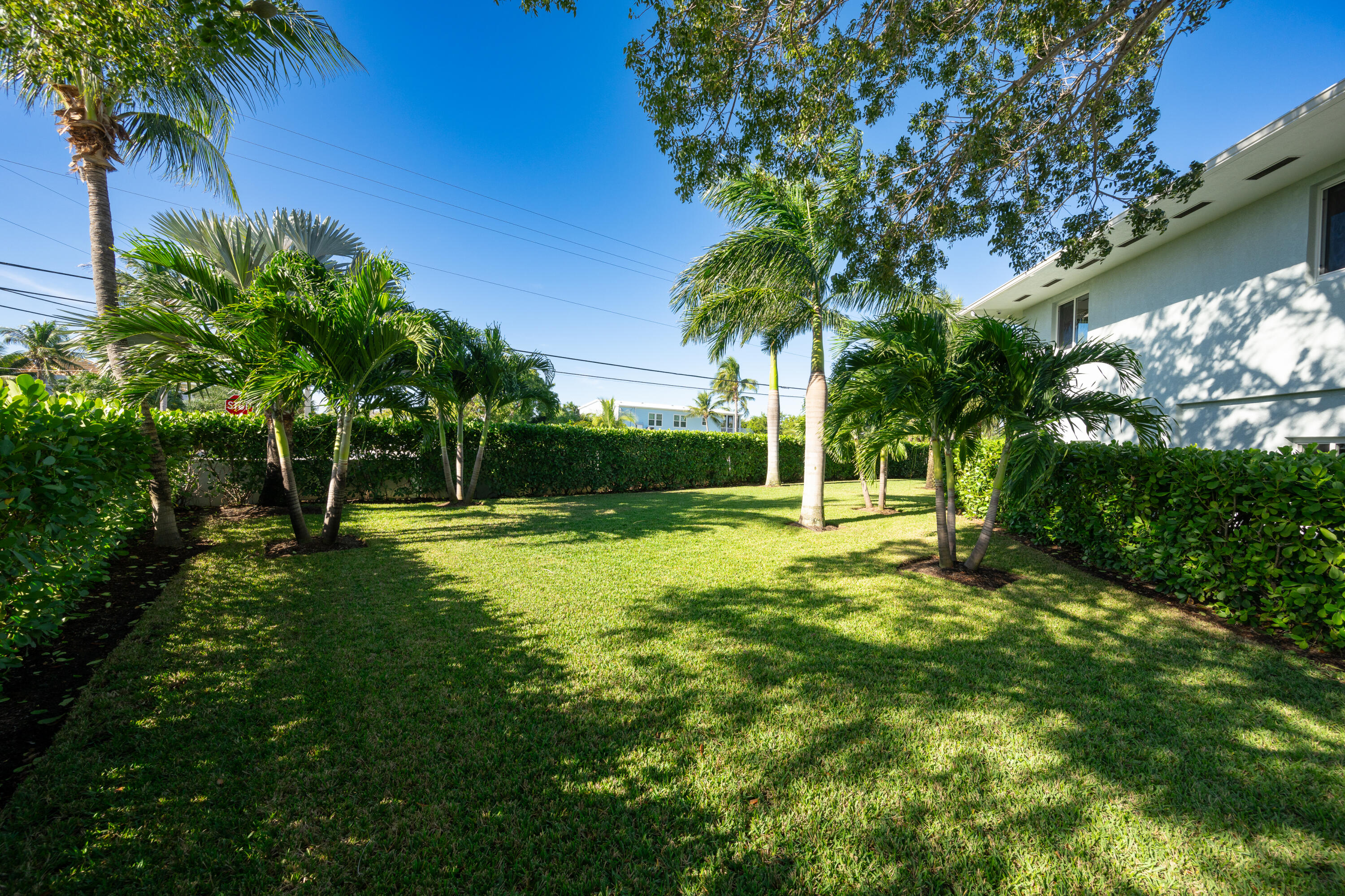 17213 Starfish Lane