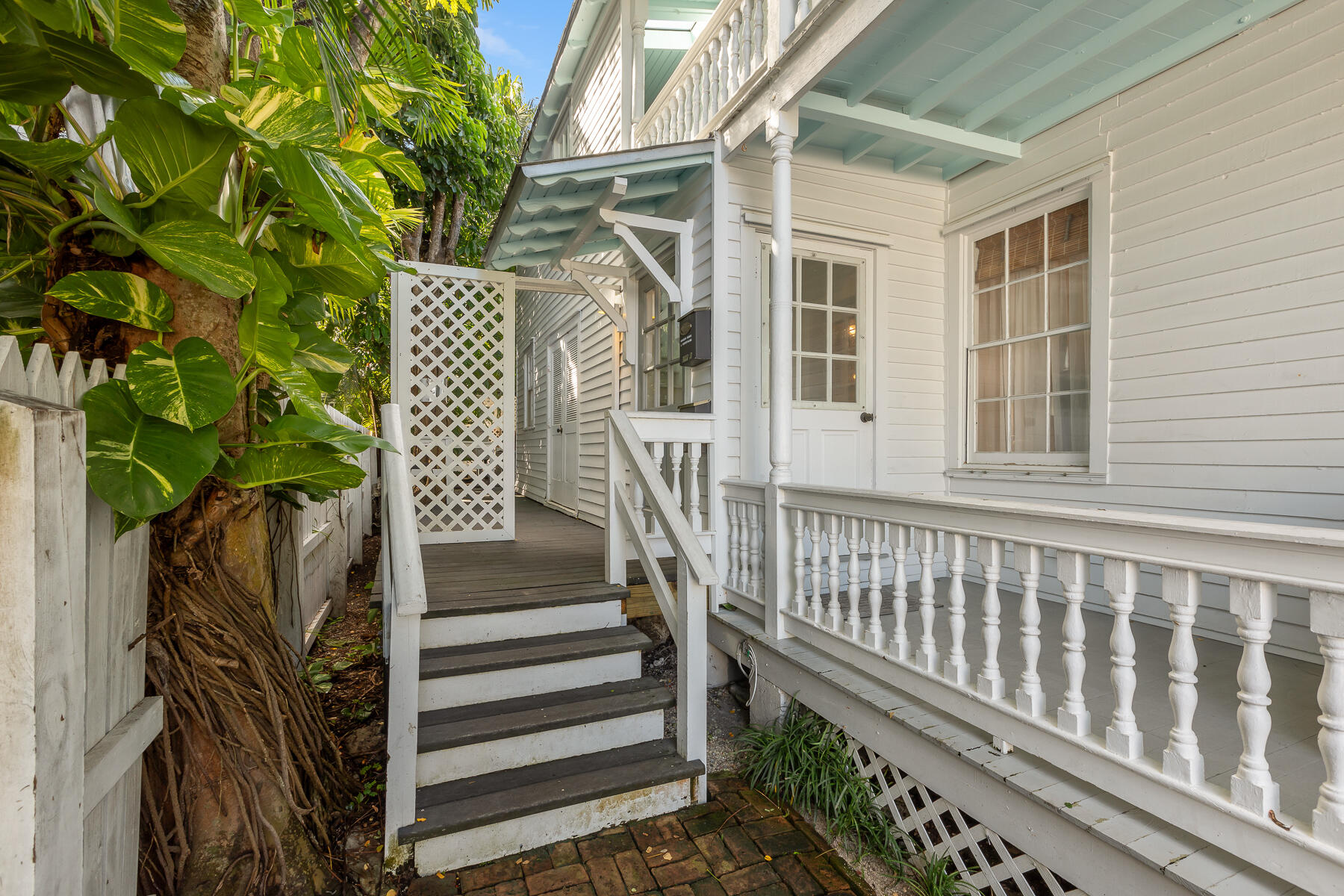 1022 Fleming Street