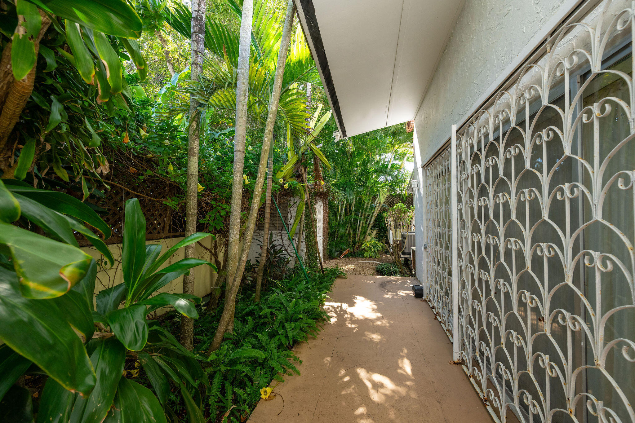 1222 Von Phister Street