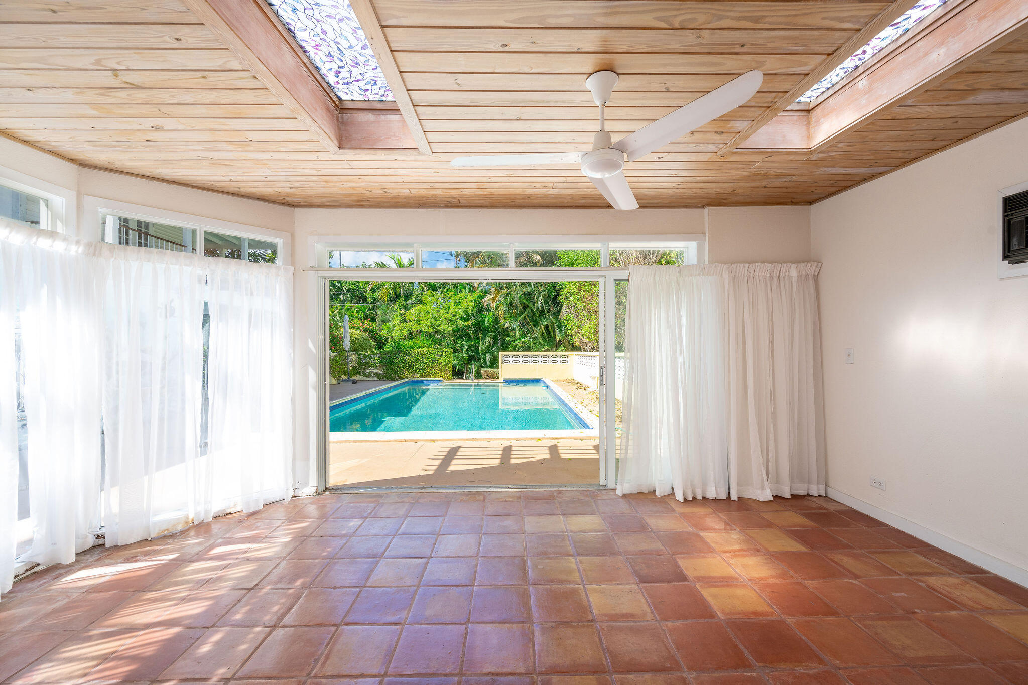 1222 Von Phister Street