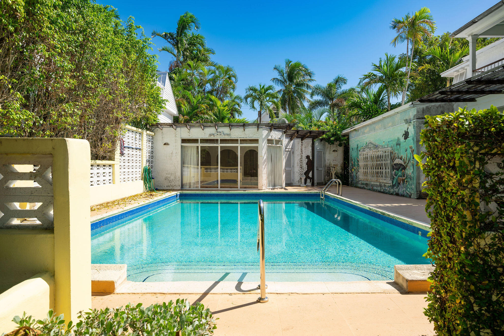 1222 Von Phister Street