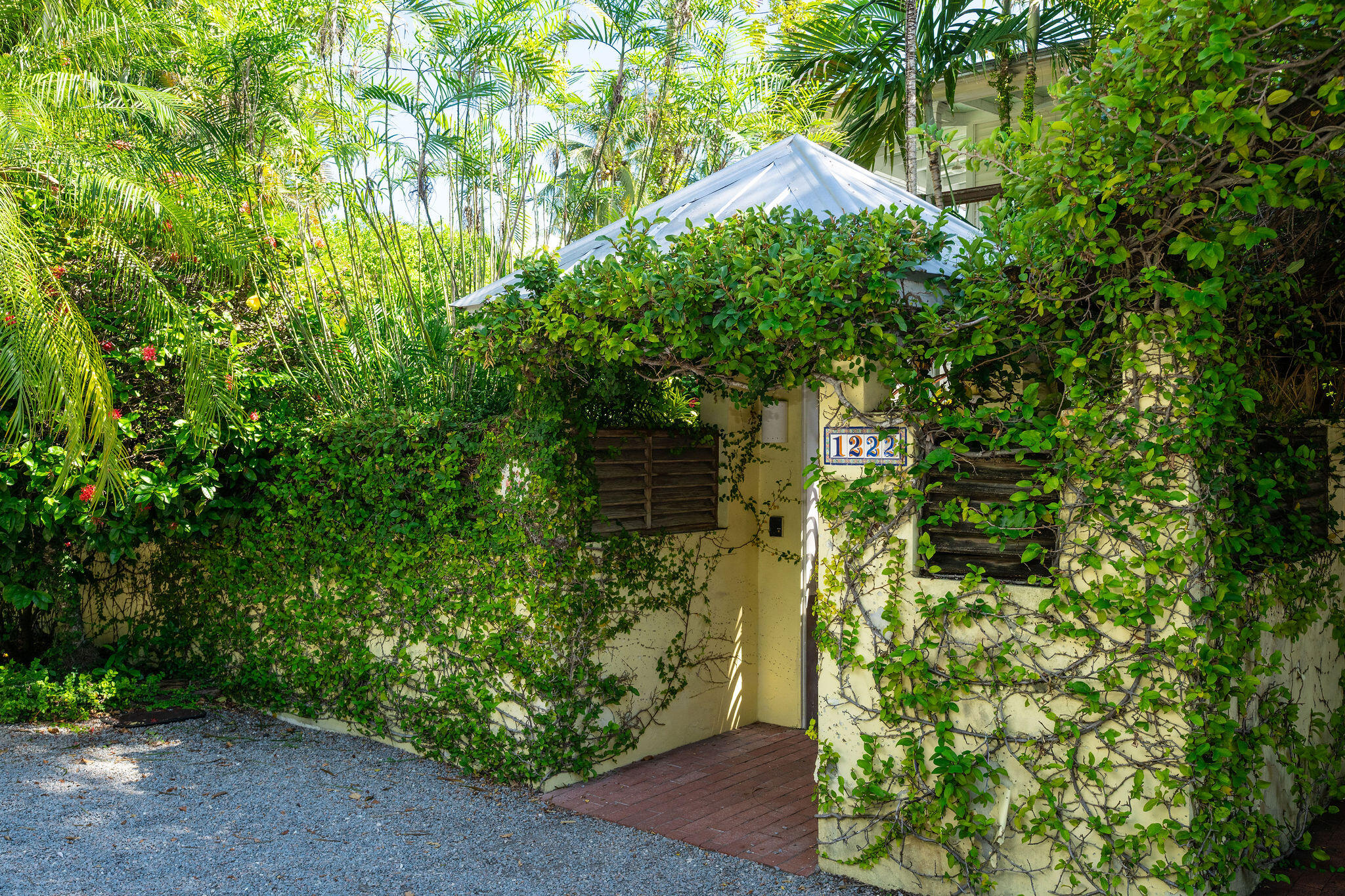 1222 Von Phister Street