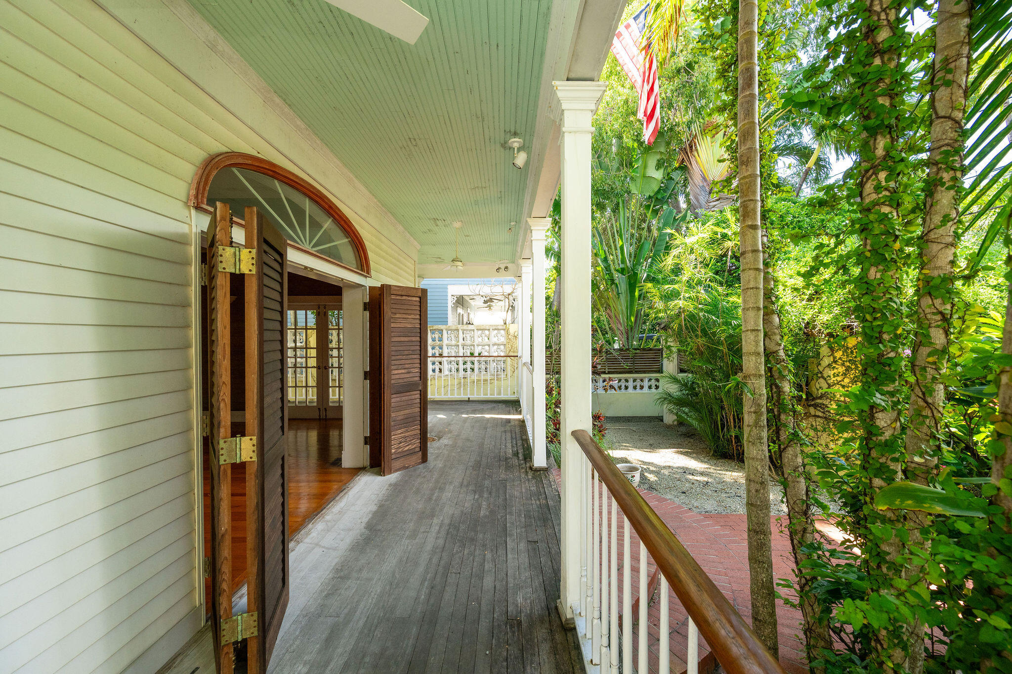 1222 Von Phister Street