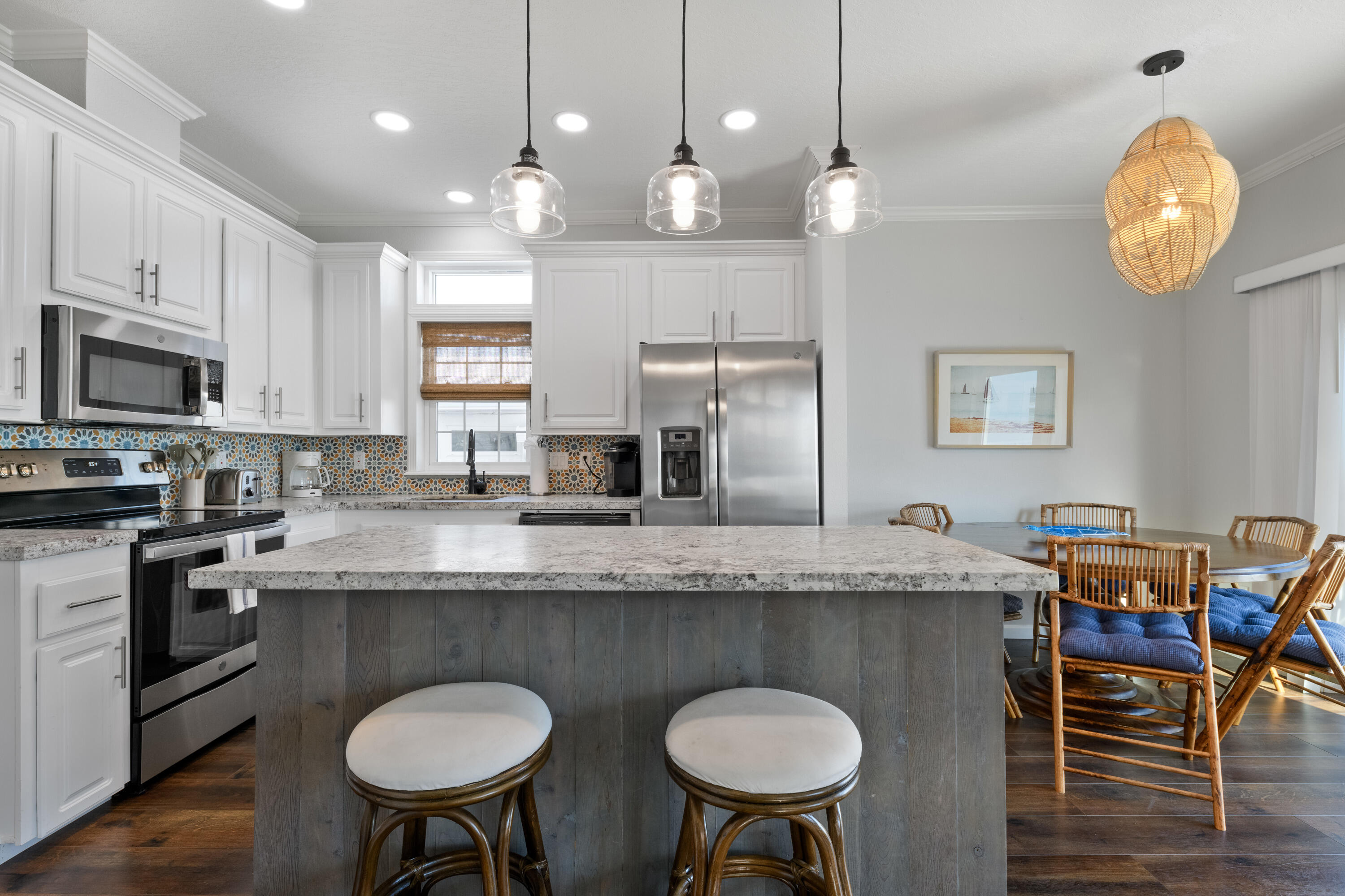 701 Spanish Main Drive Unit: 221