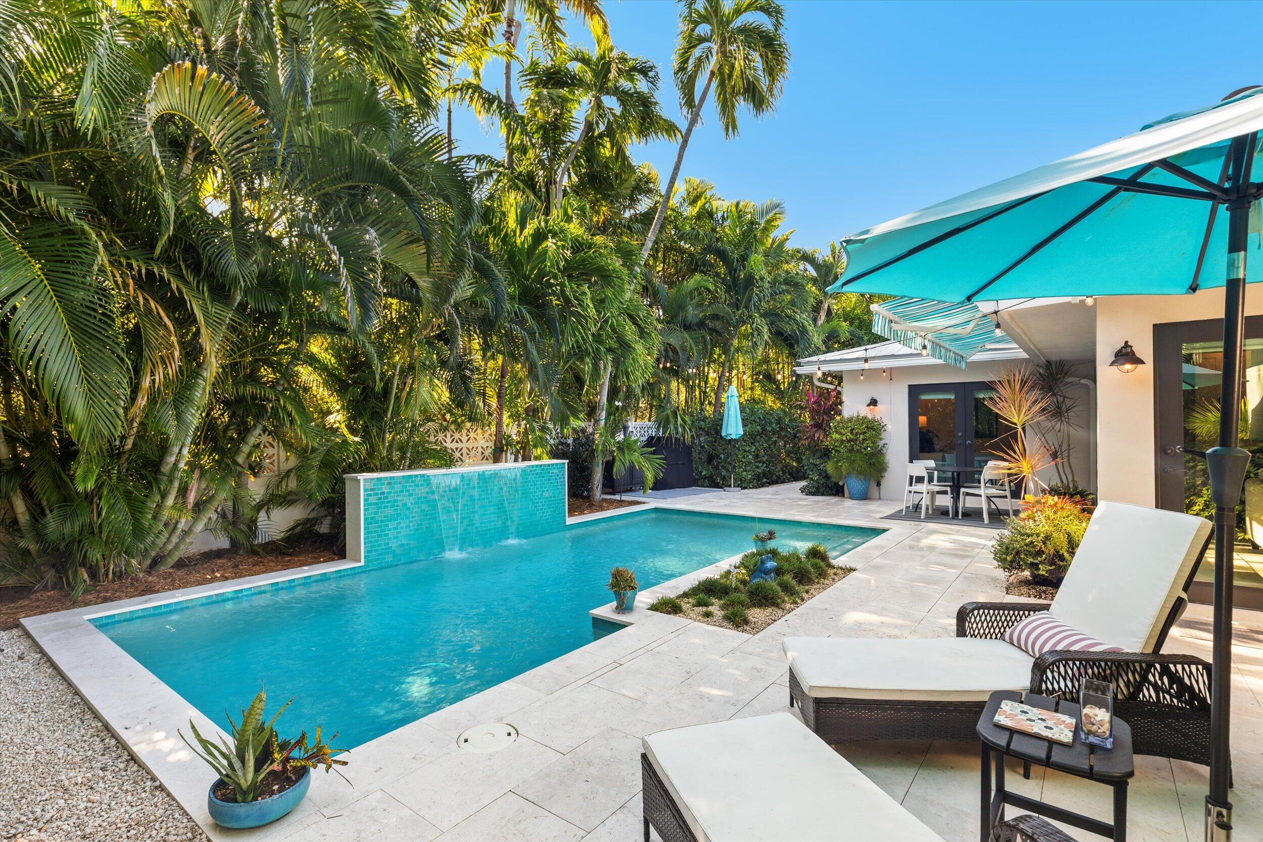 1526 Washington Street