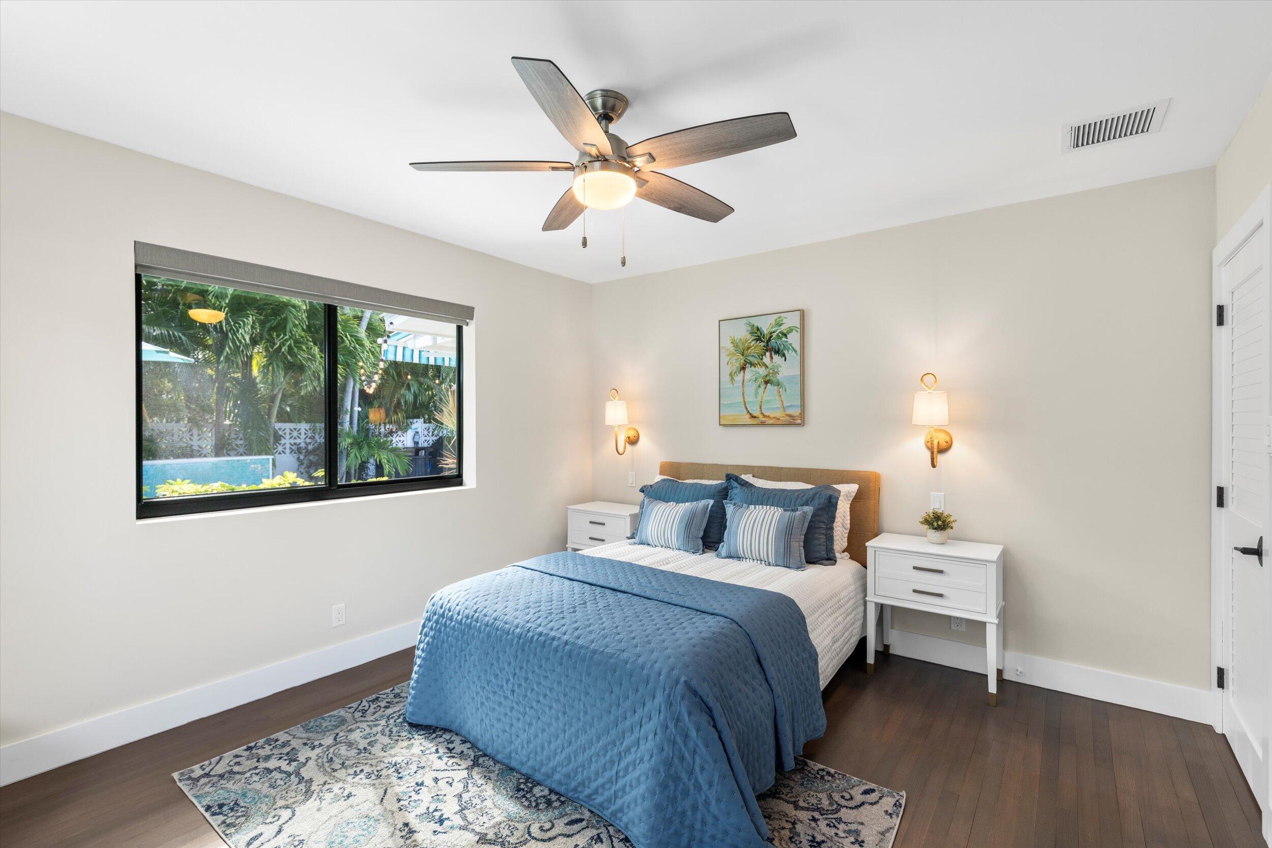 1526 Washington Street