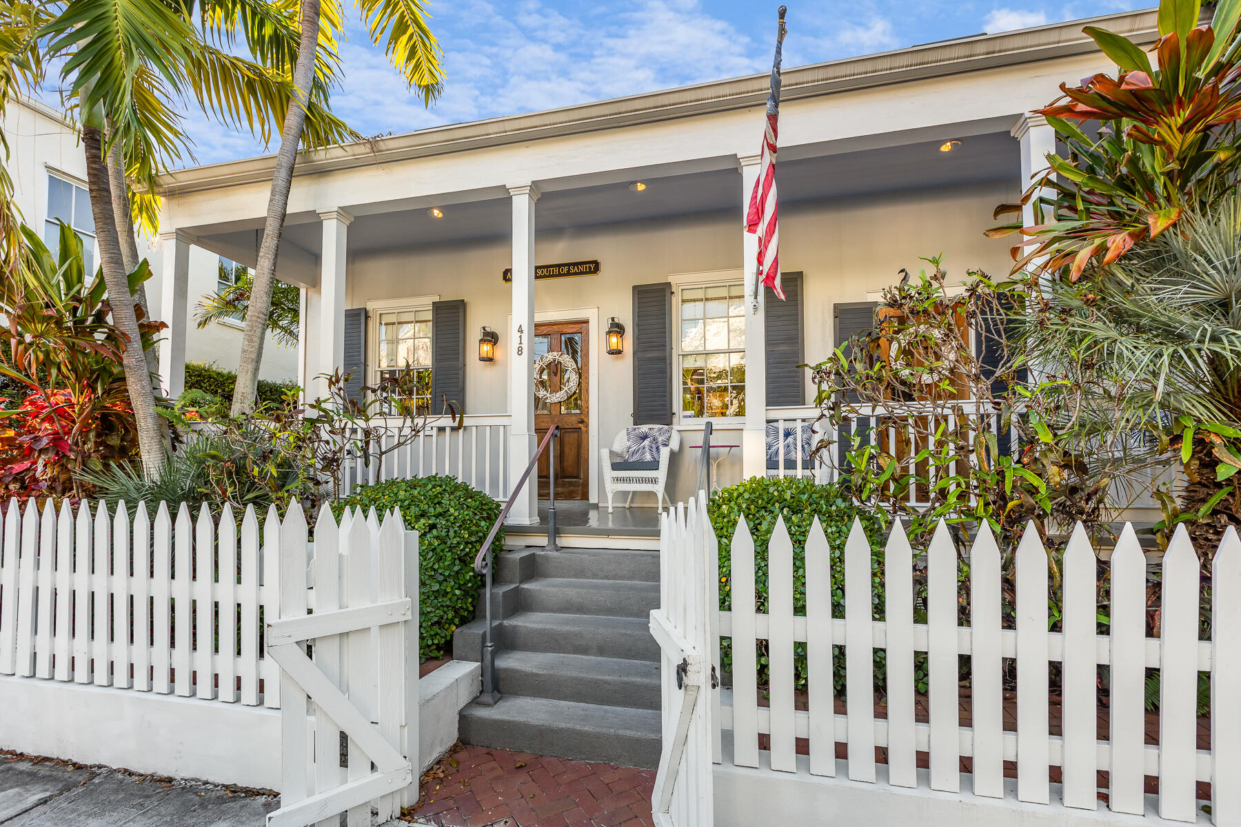 418 William Street