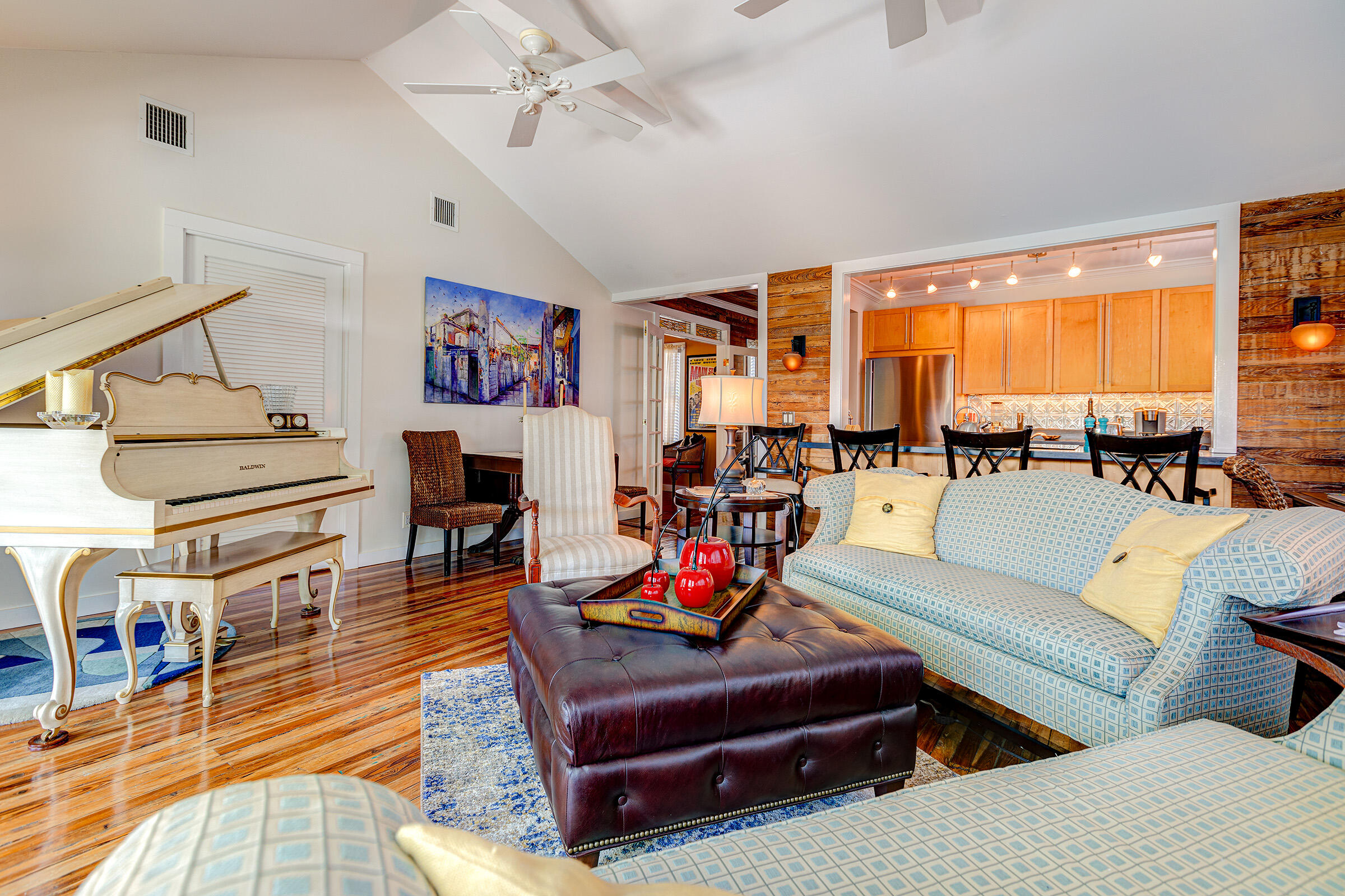 1116 Elgin Lane