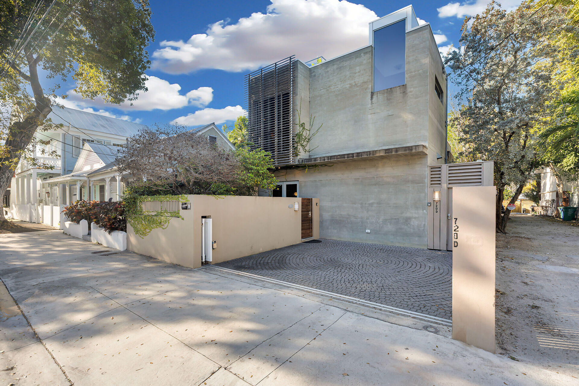 720D Simonton Street