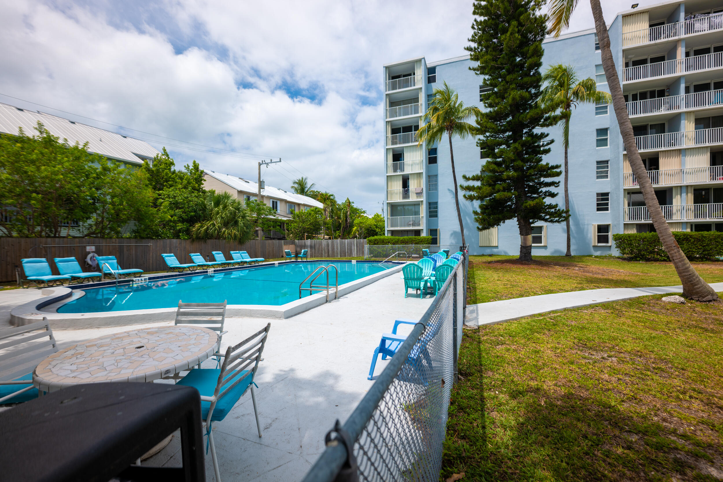 3312 Northside Drive Unit: 205