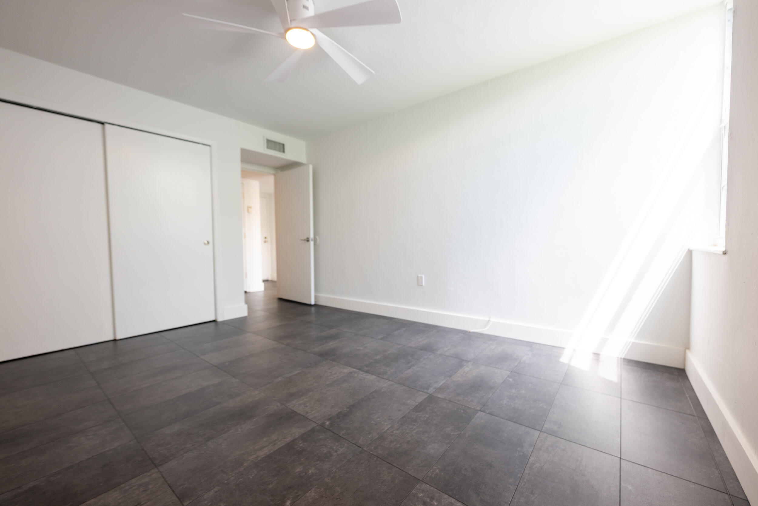 3312 Northside Drive Unit: 205