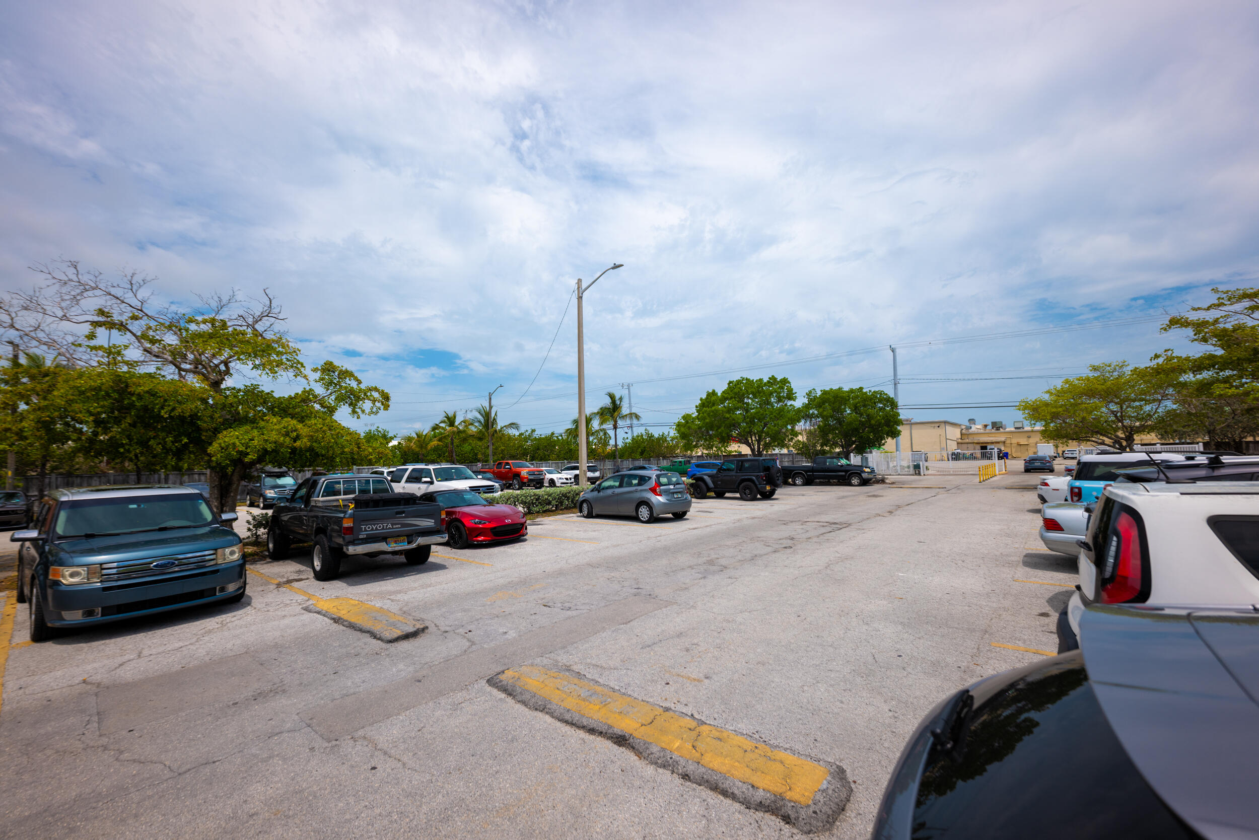 3312 Northside Drive Unit: 205
