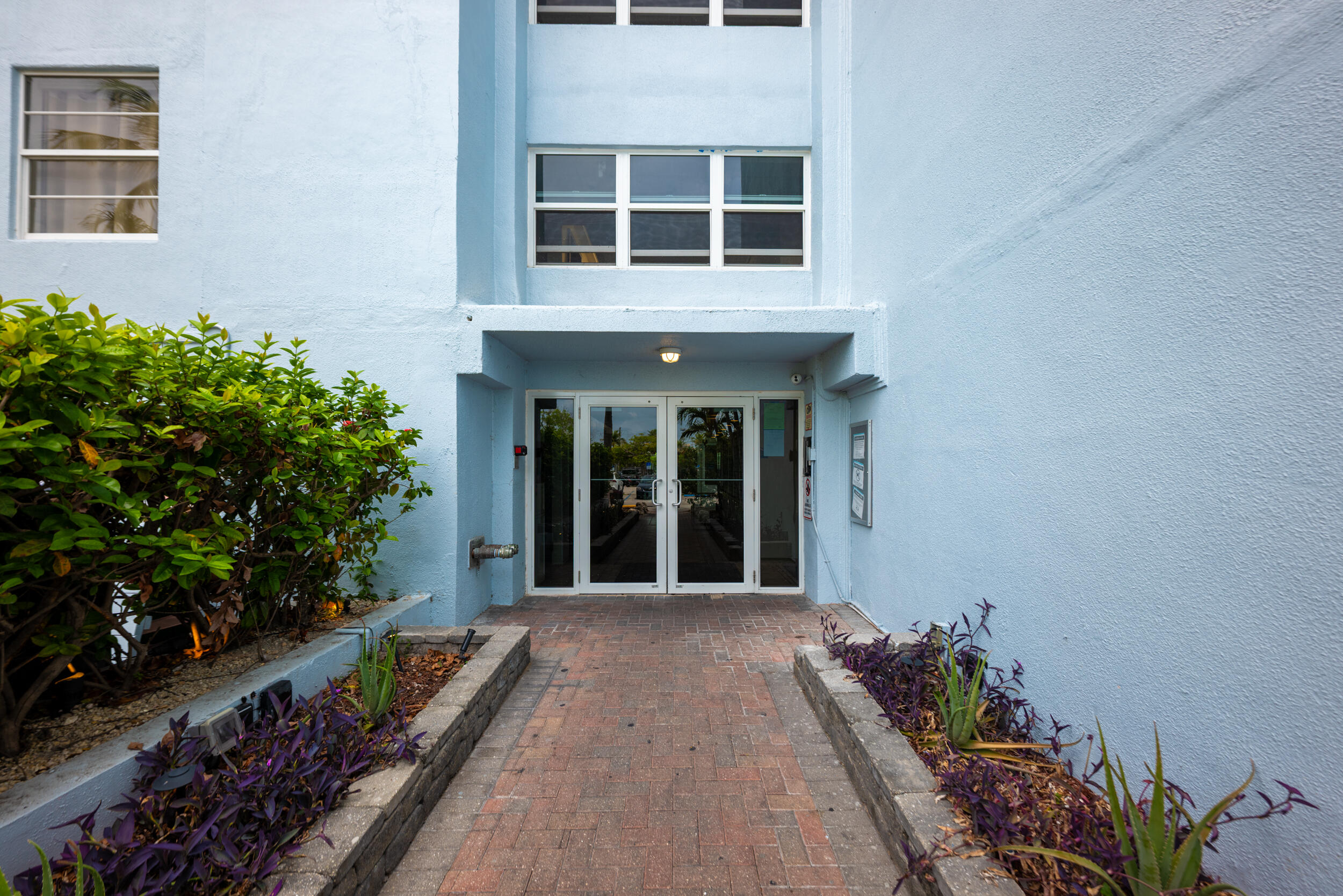 3312 Northside Drive Unit: 205