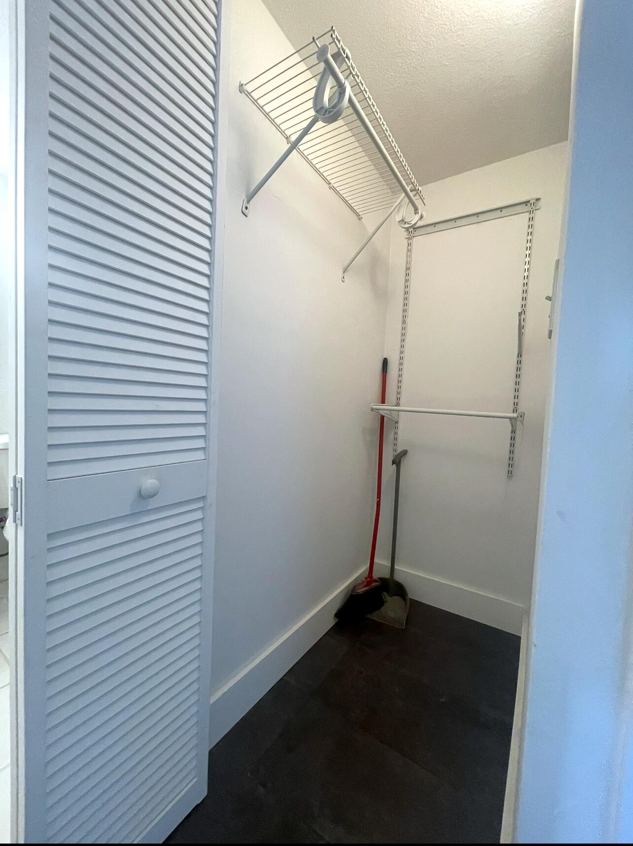 3312 Northside Drive Unit: 205