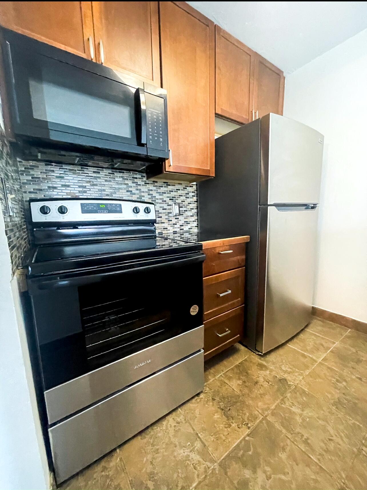 3312 Northside Drive Unit: 205