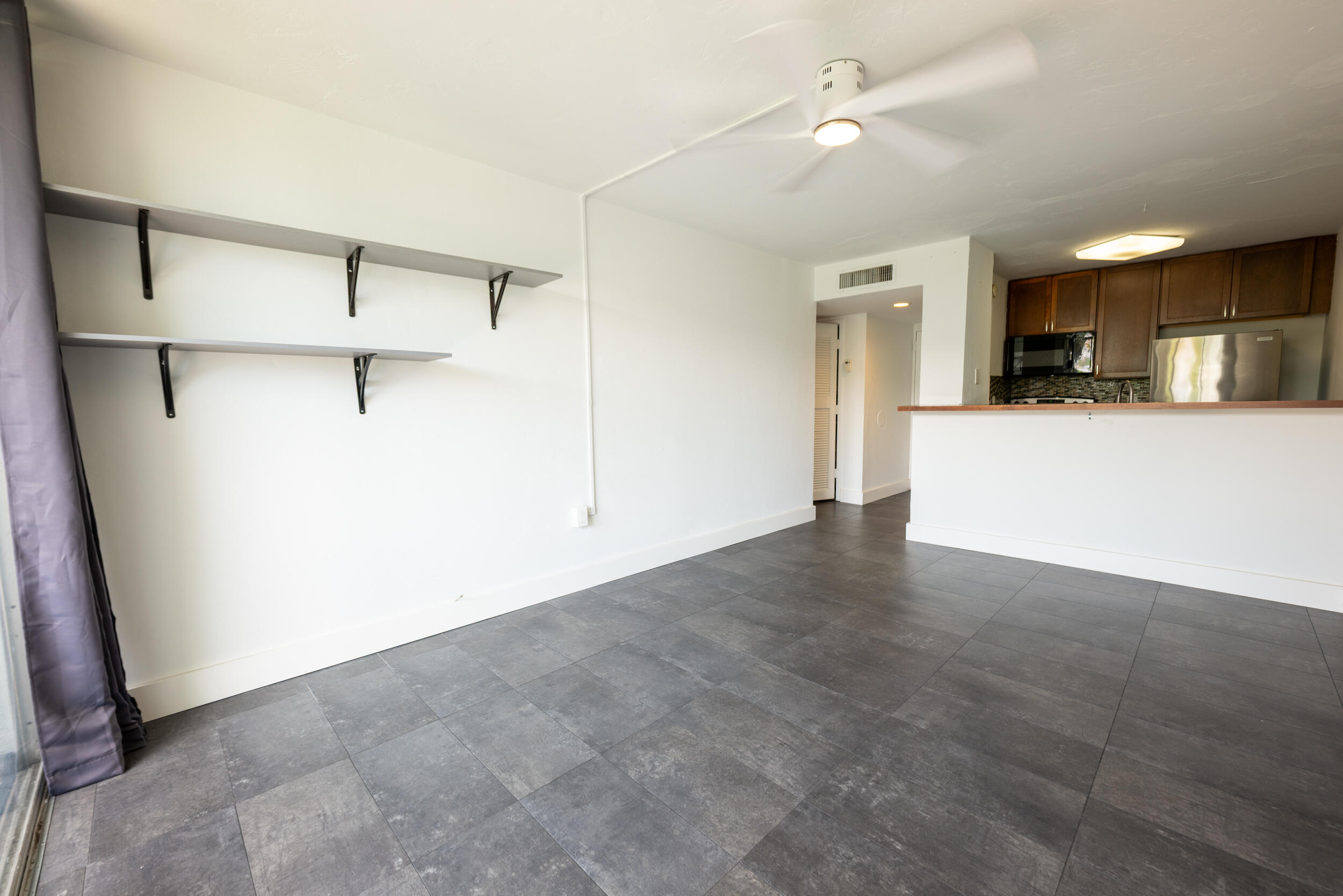 3312 Northside Drive Unit: 205