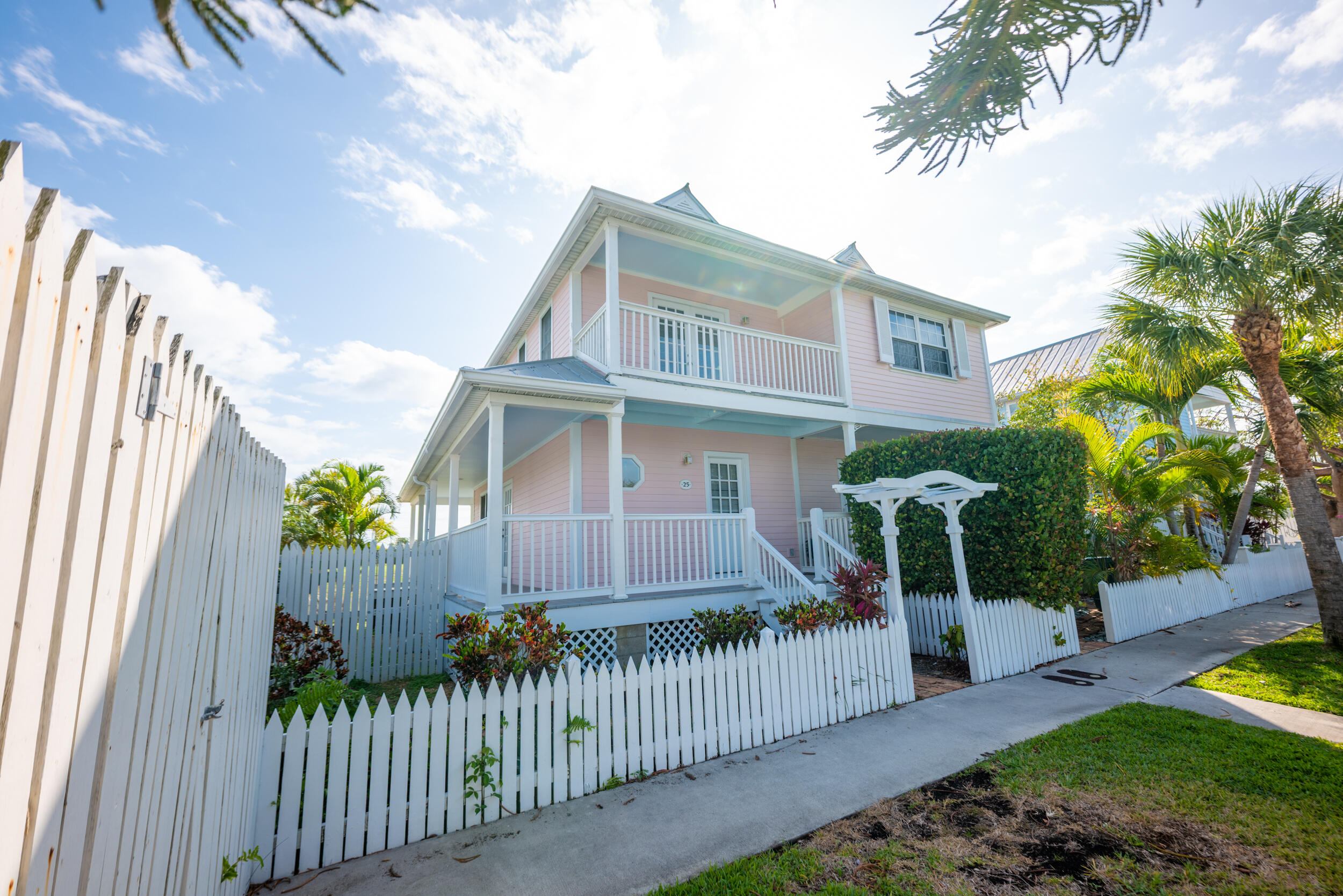 25 Kingfisher Lane