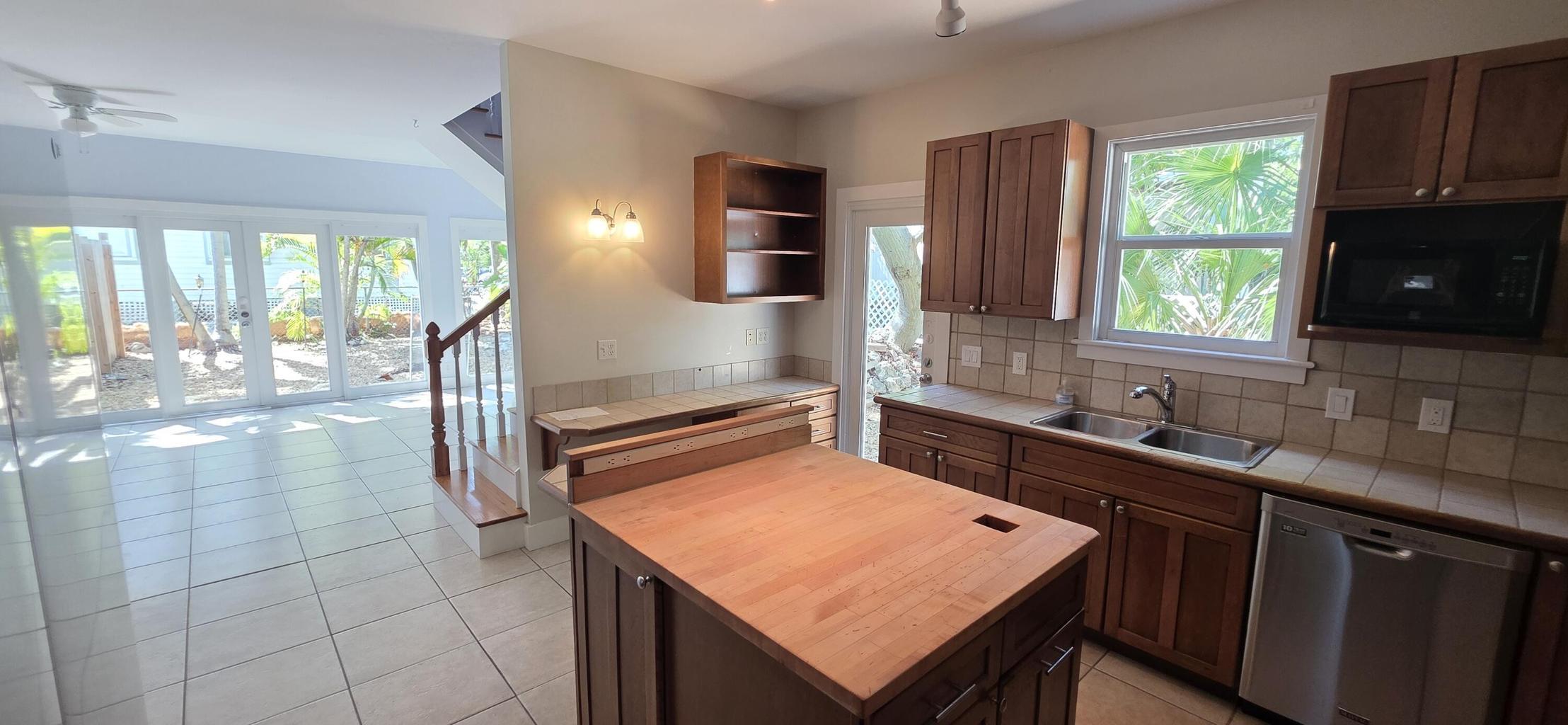 1213 Truman Avenue Unit: C
