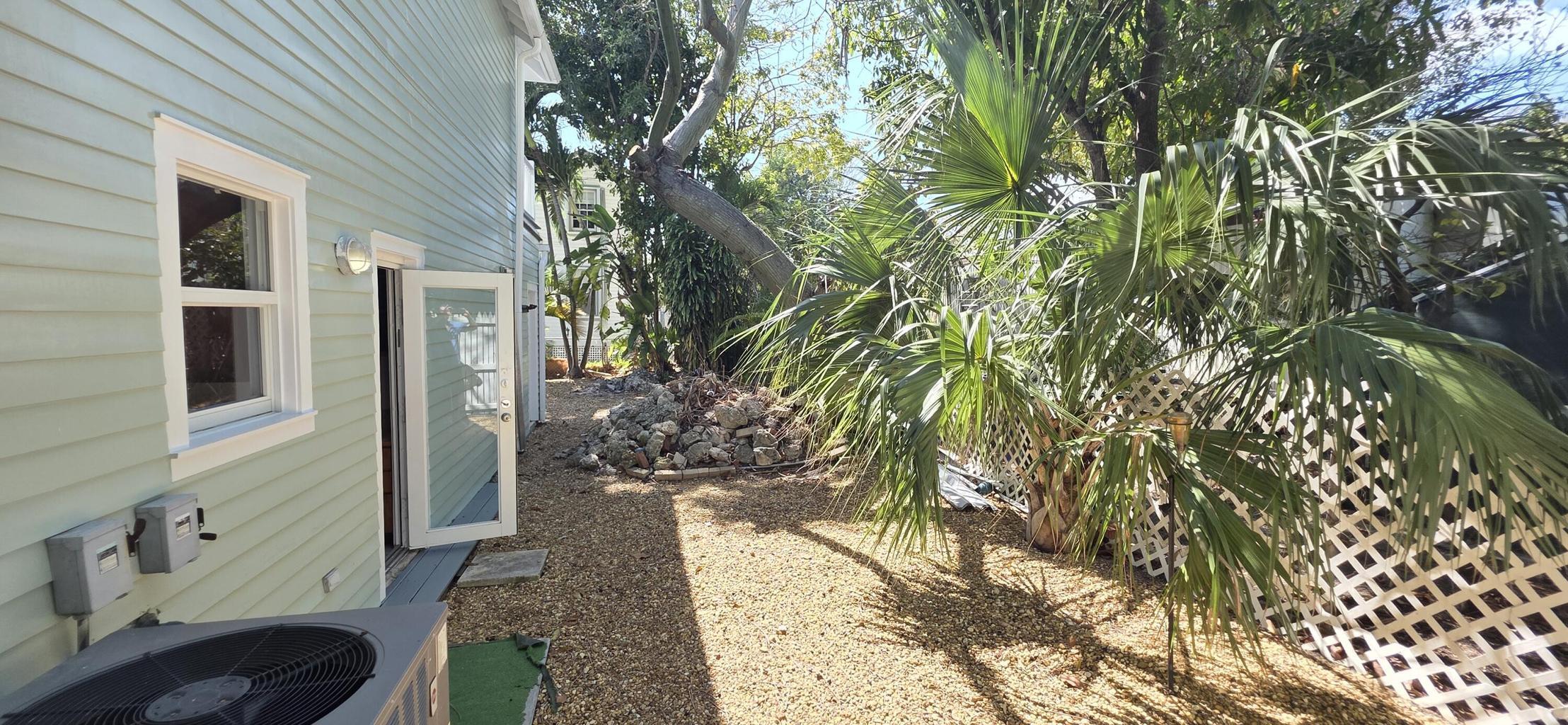 1213 Truman Avenue Unit: C