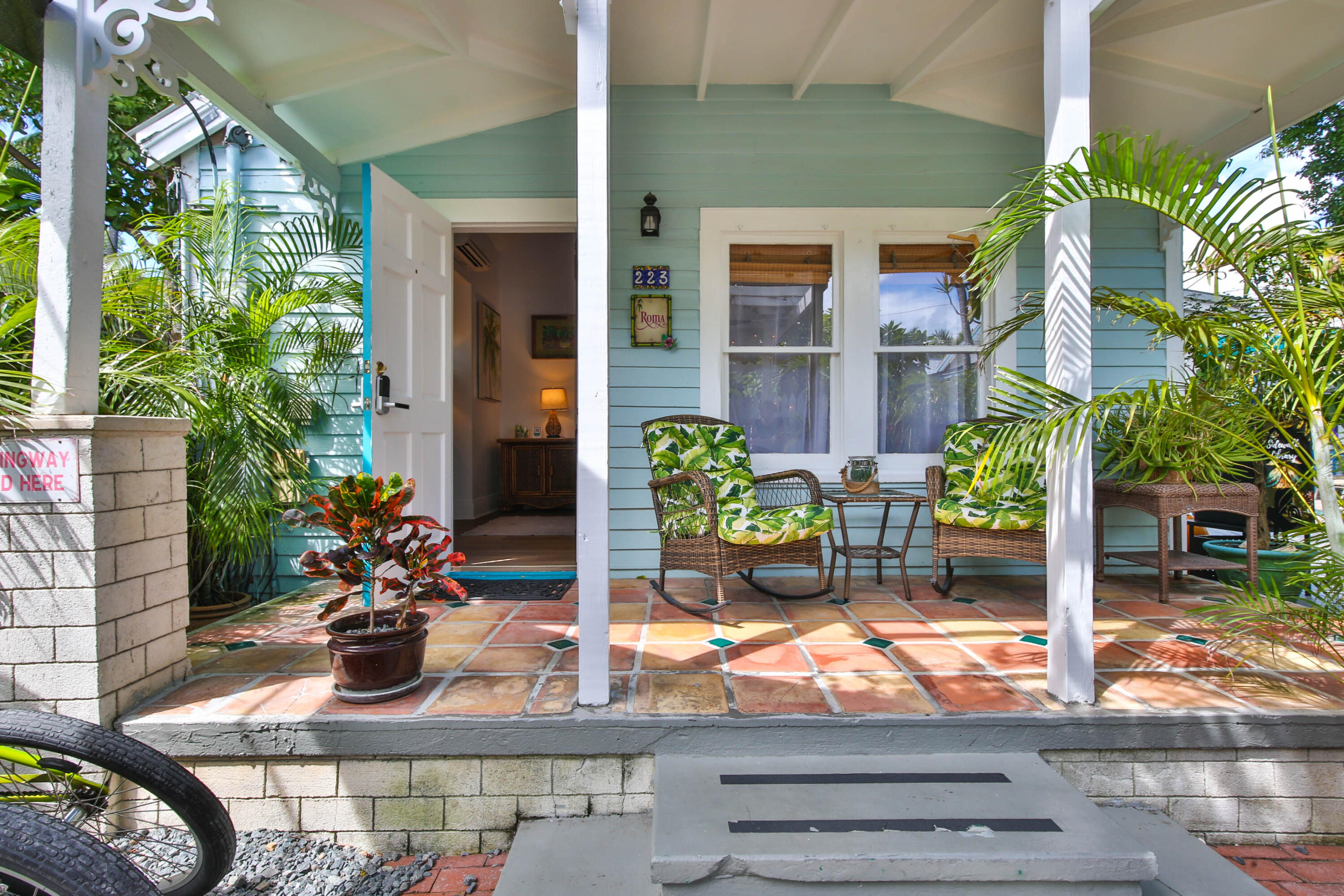 223 Eanes Lane
