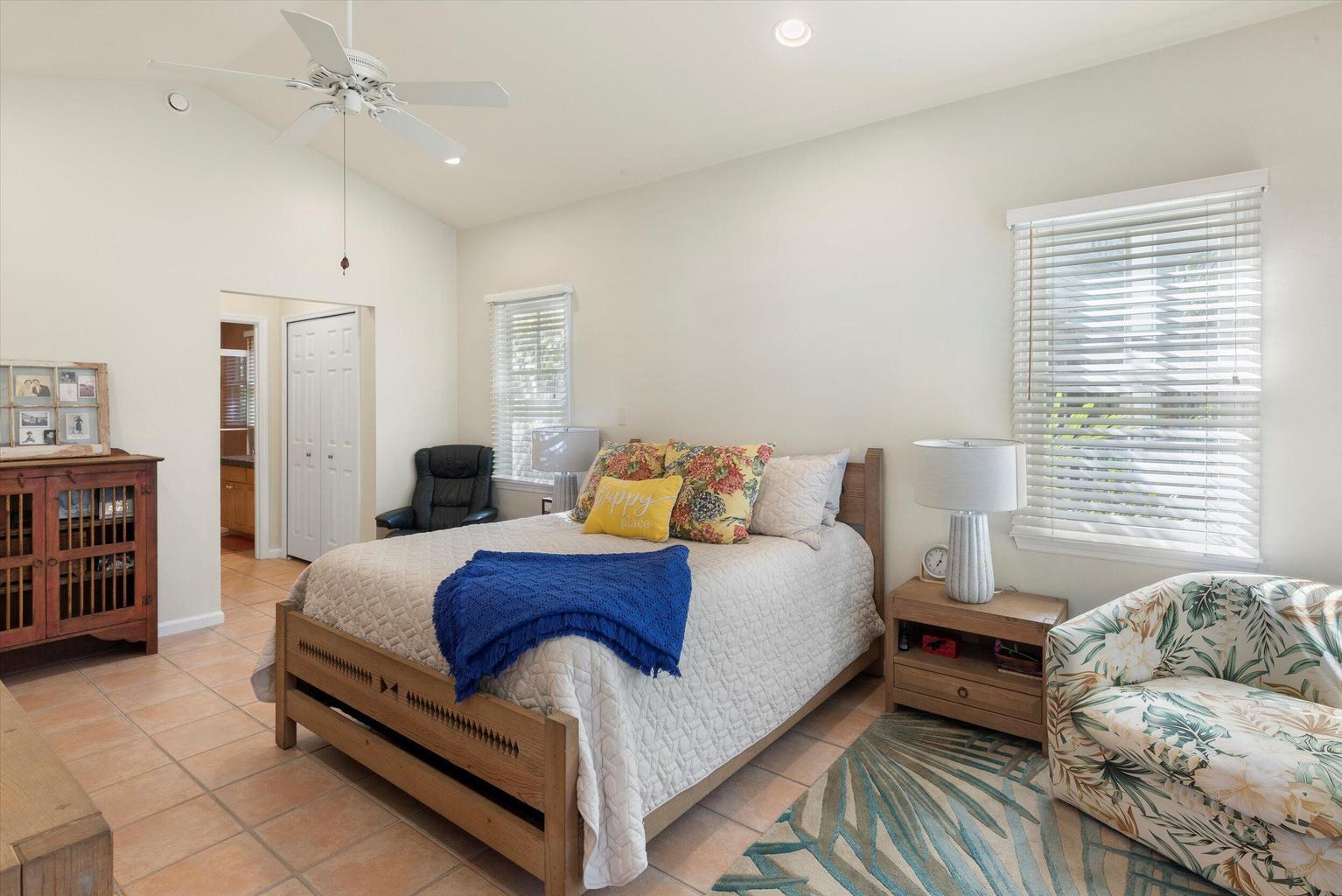 26 Spoonbill Way