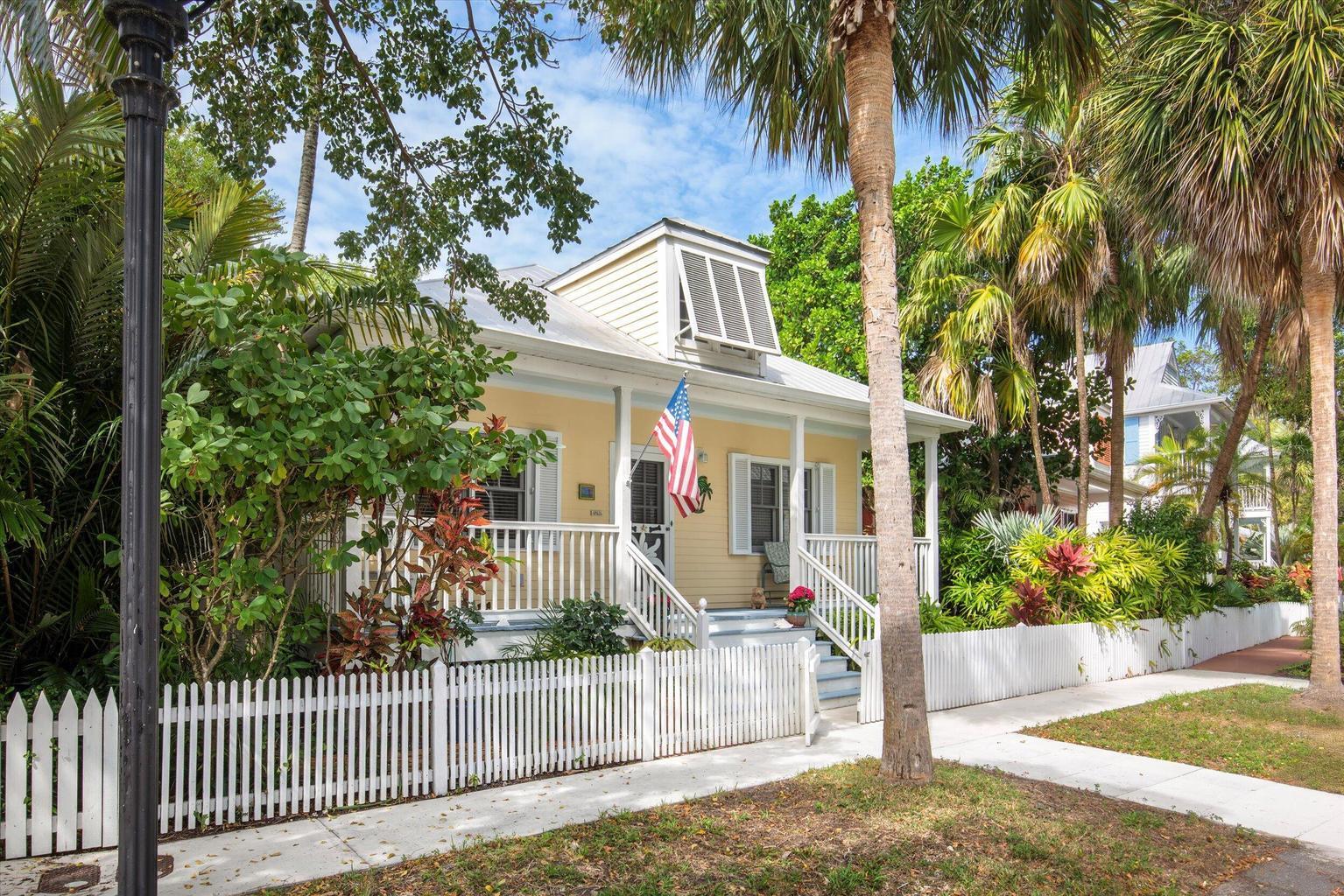 26 Spoonbill Way