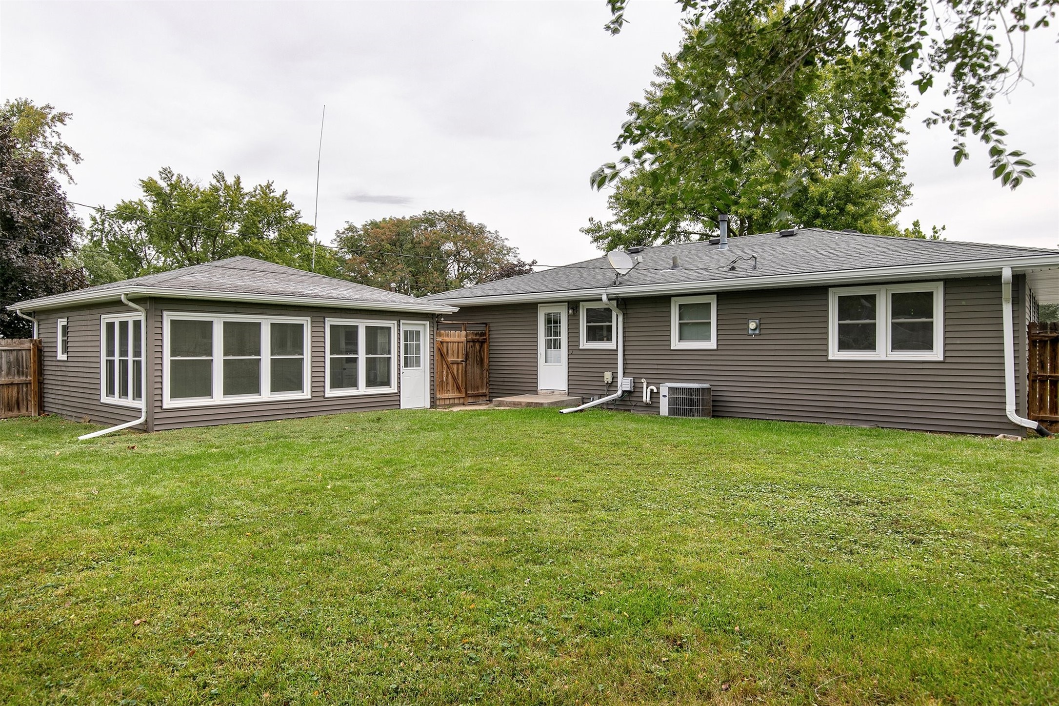 514 SE Sharon Drive