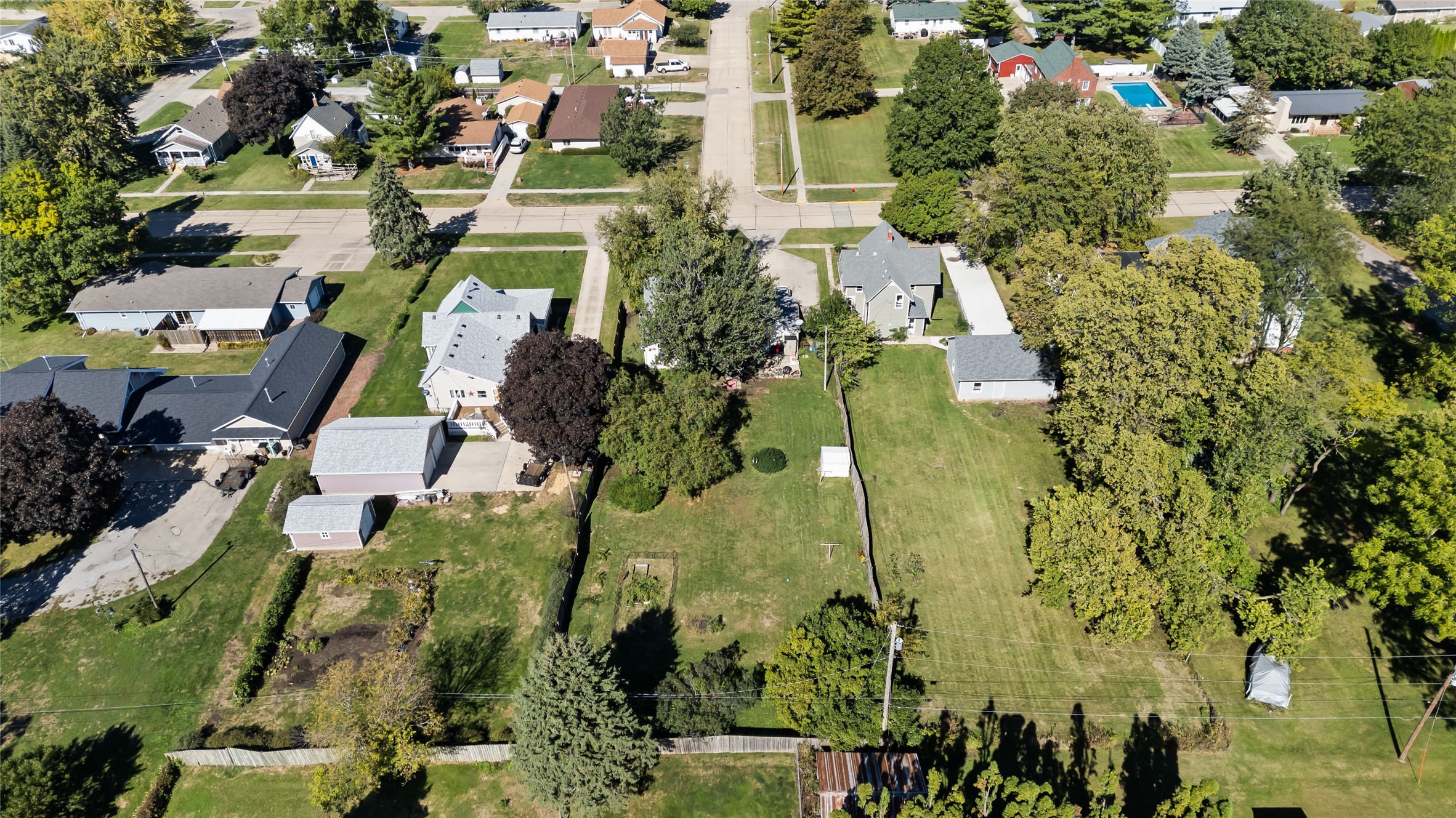 400 4th Street SE