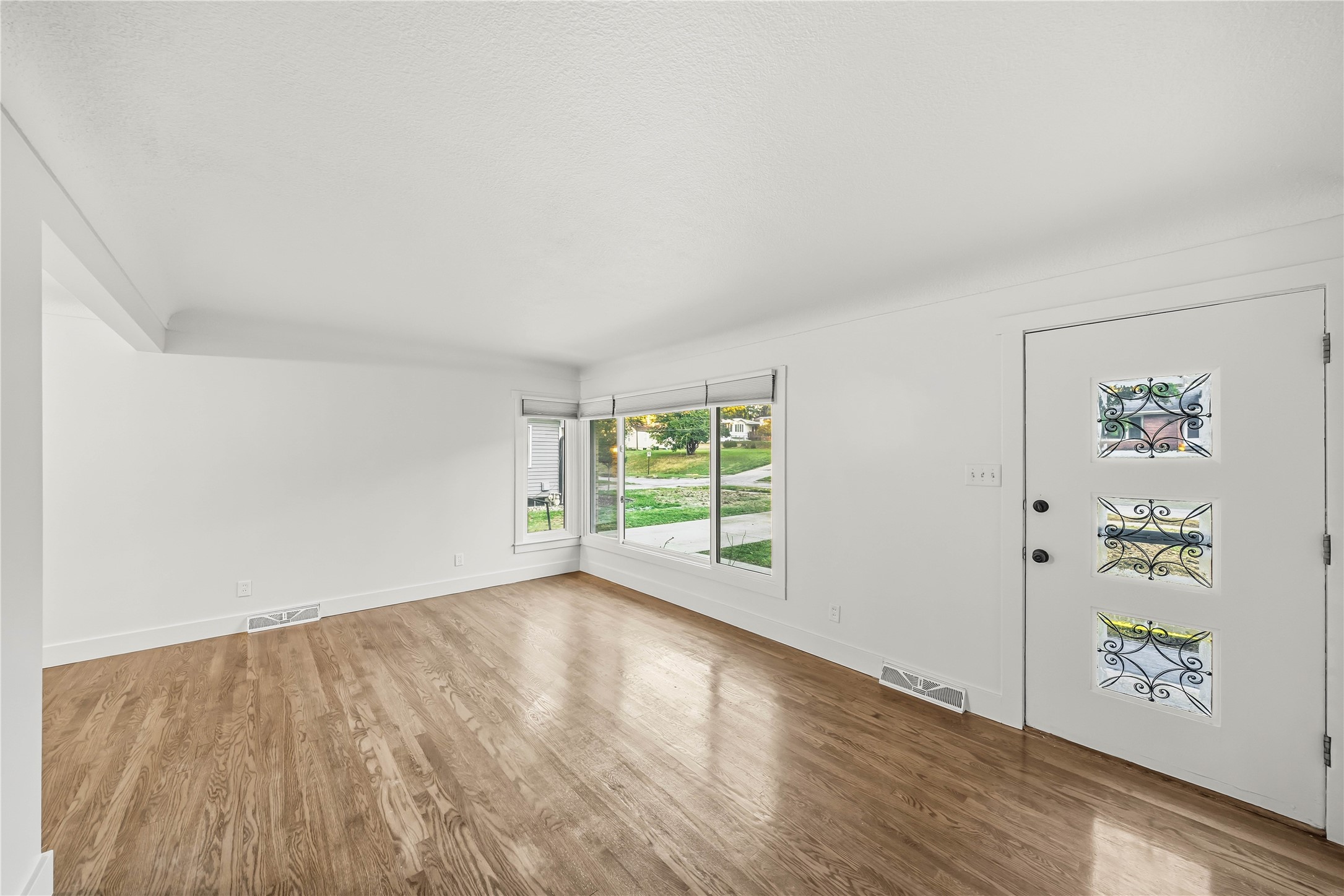 2904 Shadyoak Drive
