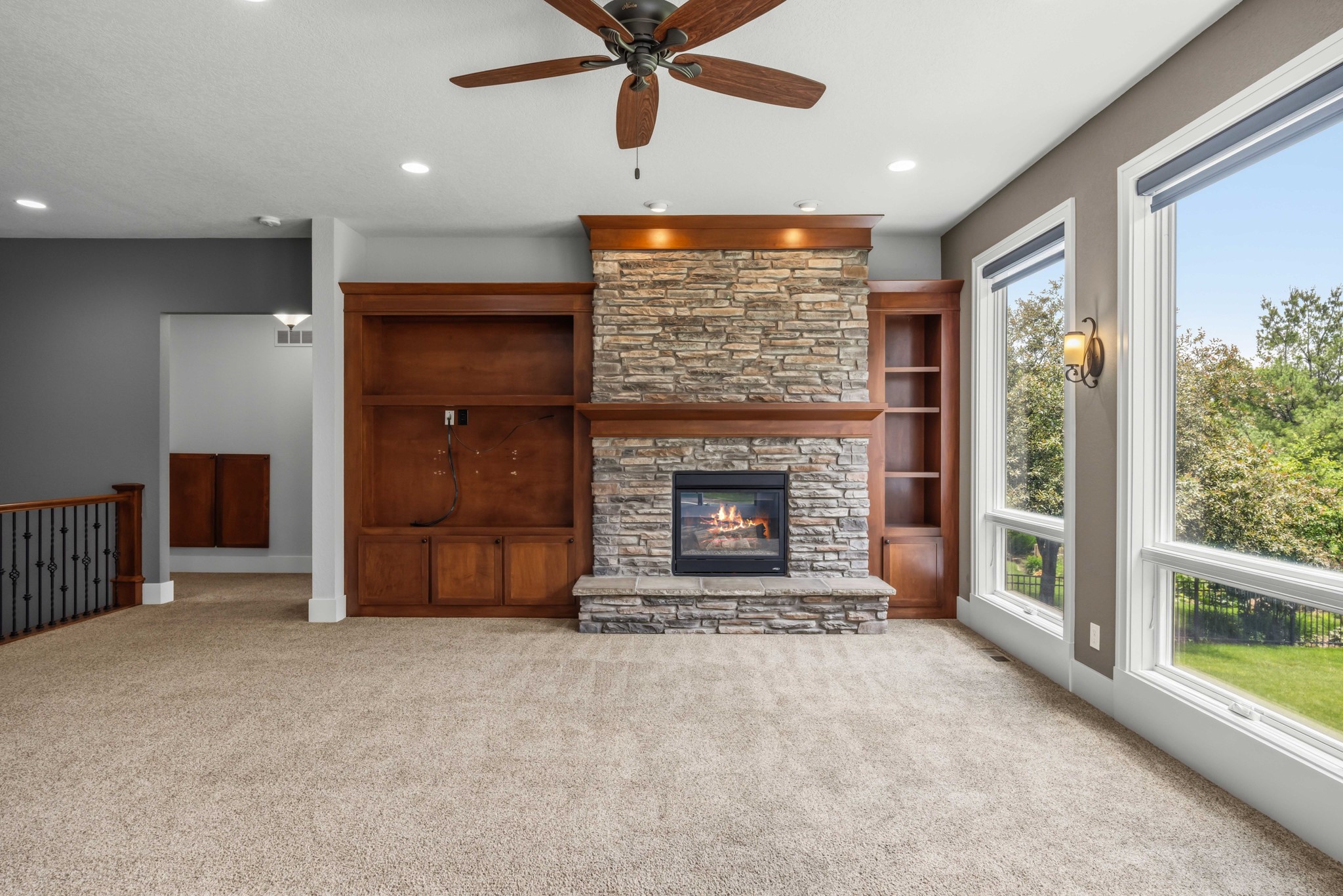 1406 Oakwood Drive