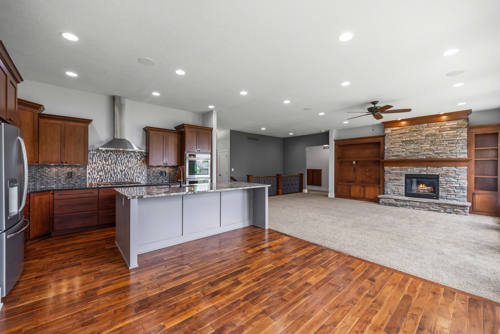 1406 Oakwood Drive