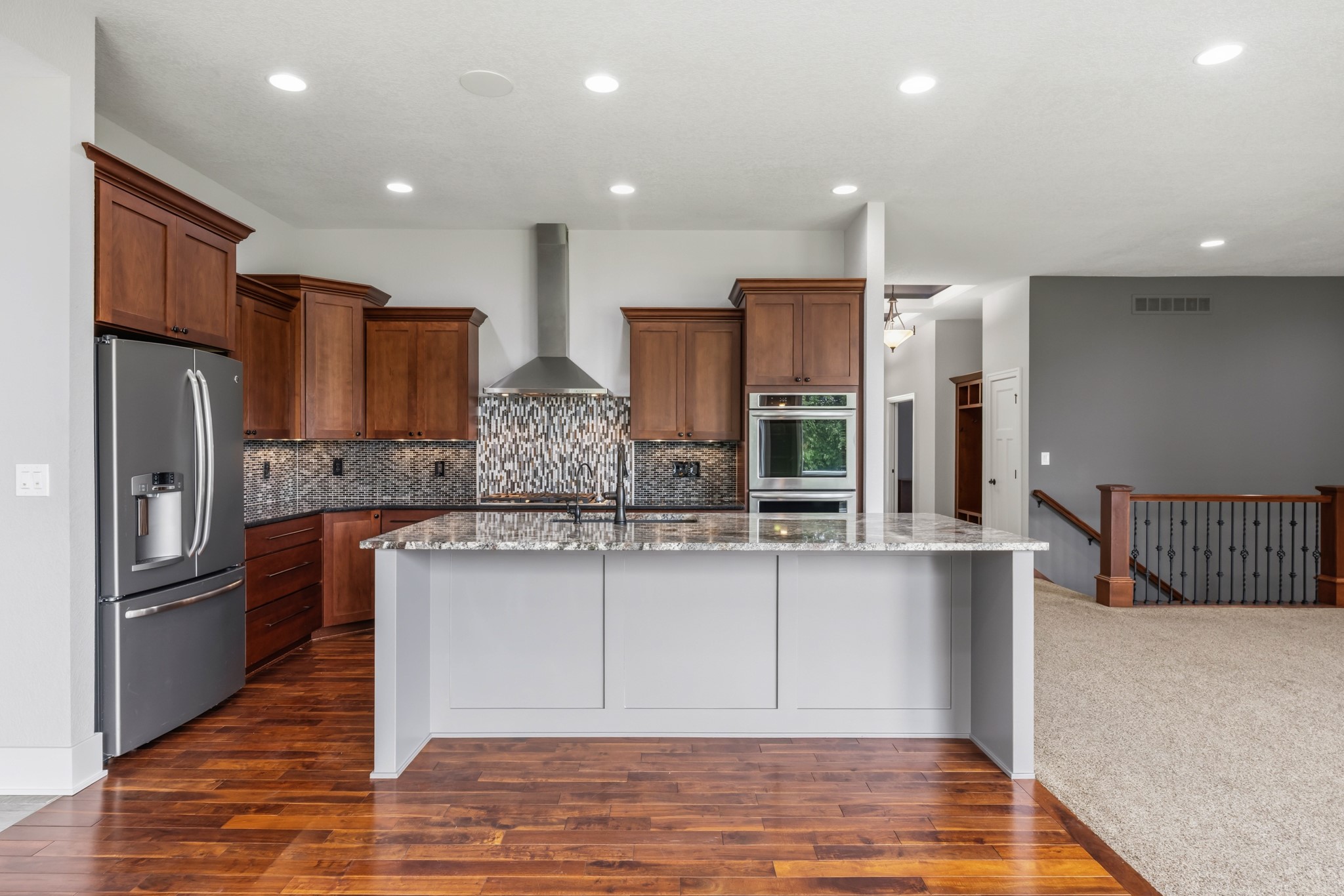 1406 Oakwood Drive