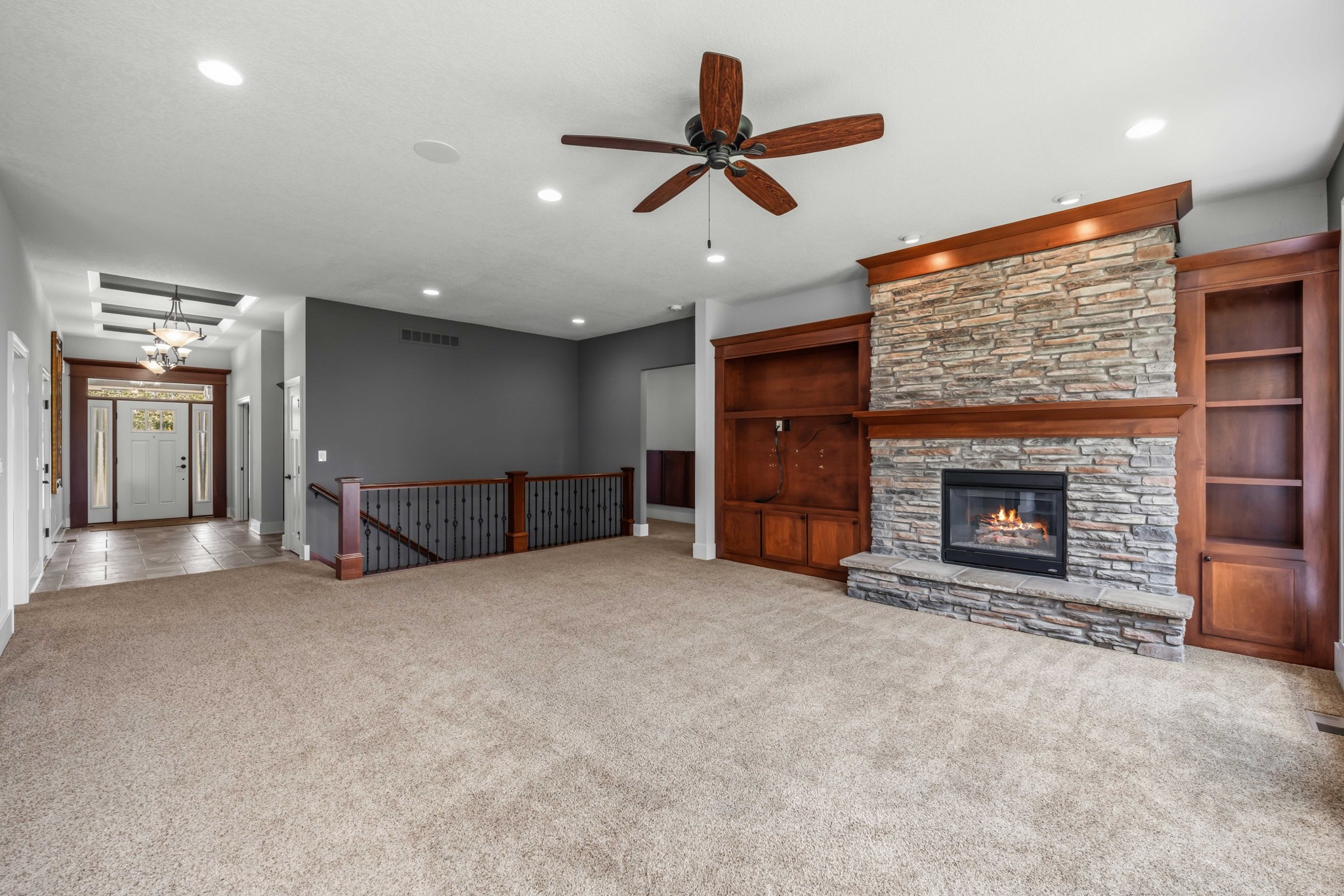 1406 Oakwood Drive