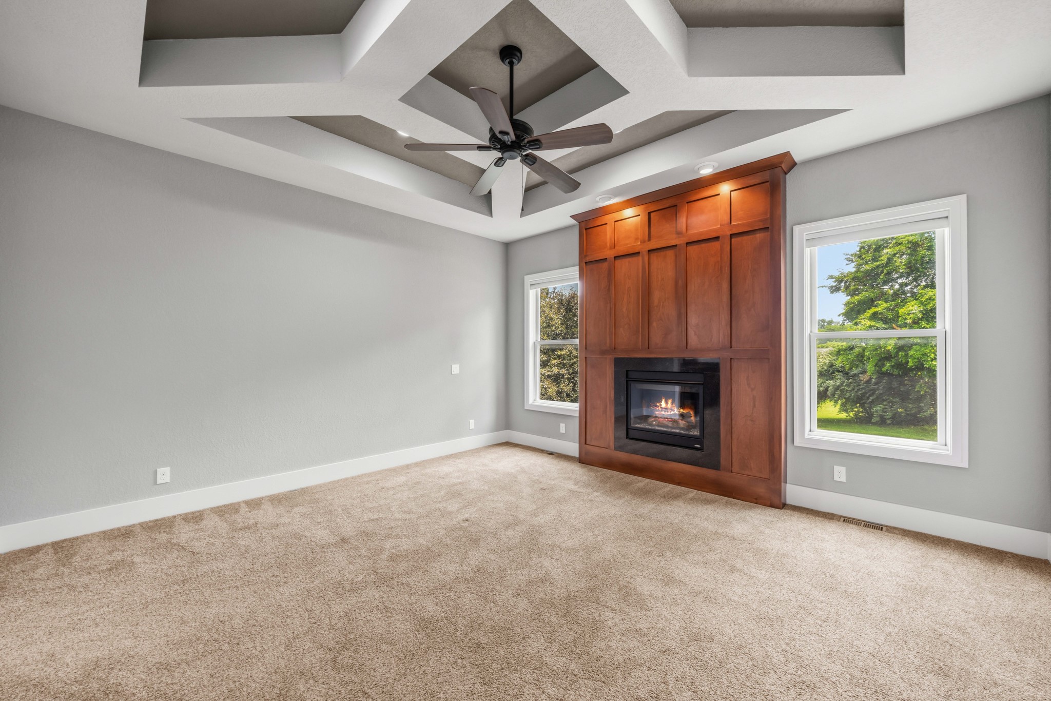 1406 Oakwood Drive