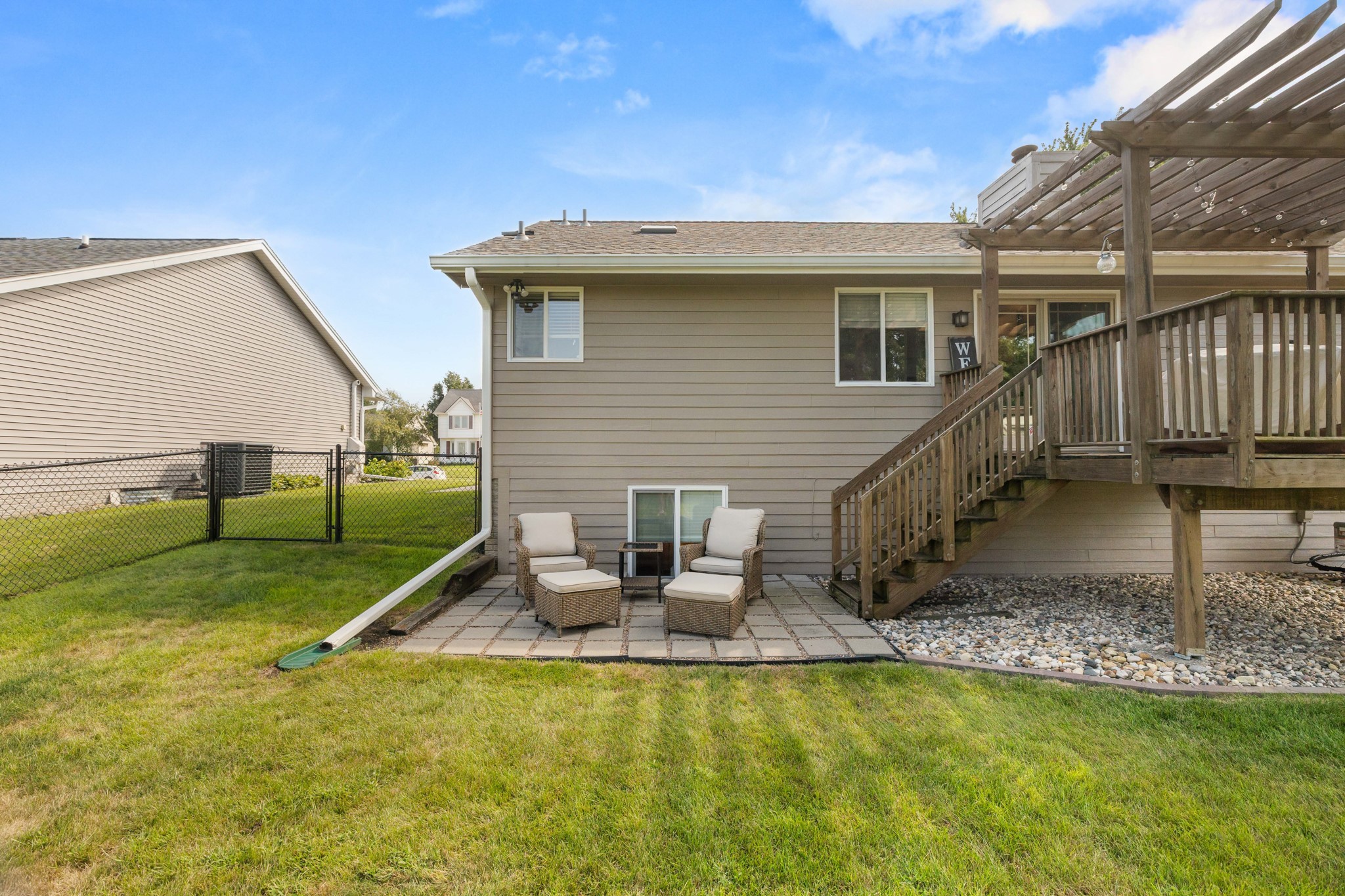 905 SE Dolan Drive