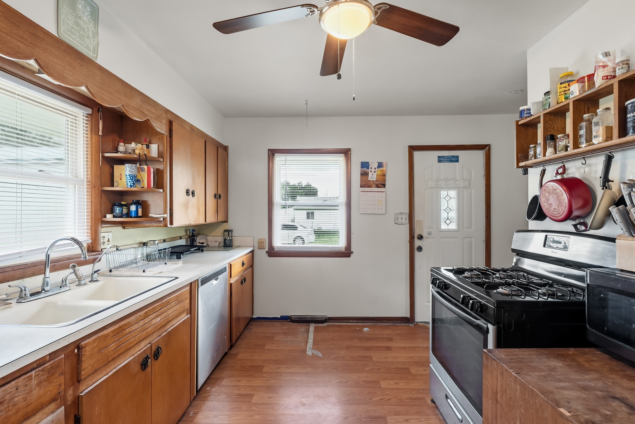 3150 E Aurora Avenue