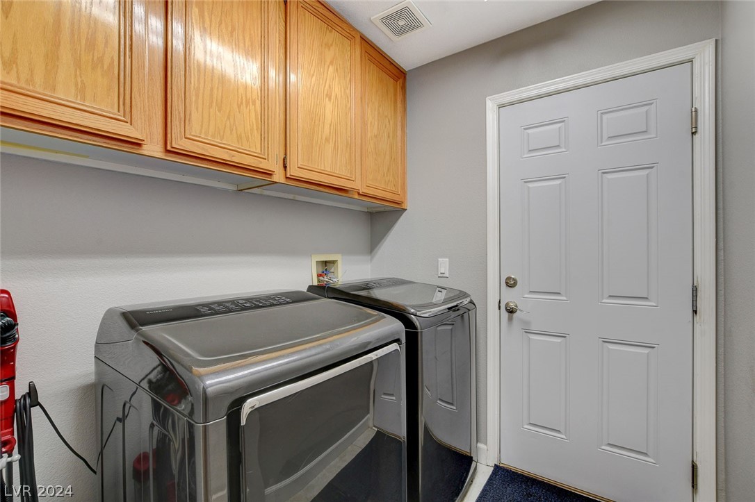 5601 Via Del Viento Avenue