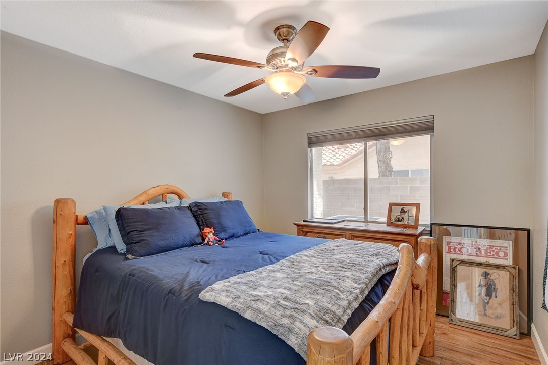 5601 Via Del Viento Avenue