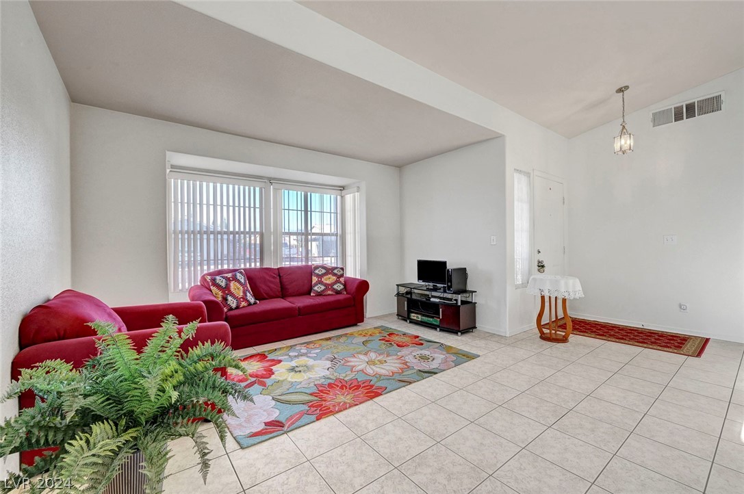 6429 Rancho Santa Fe Drive