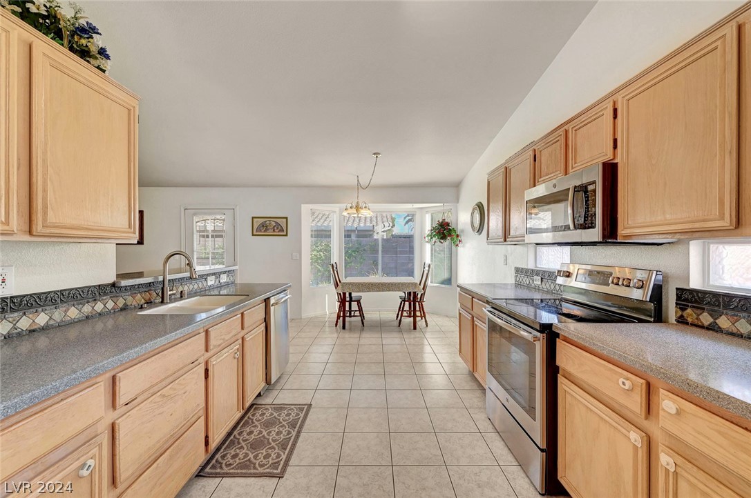 6429 Rancho Santa Fe Drive