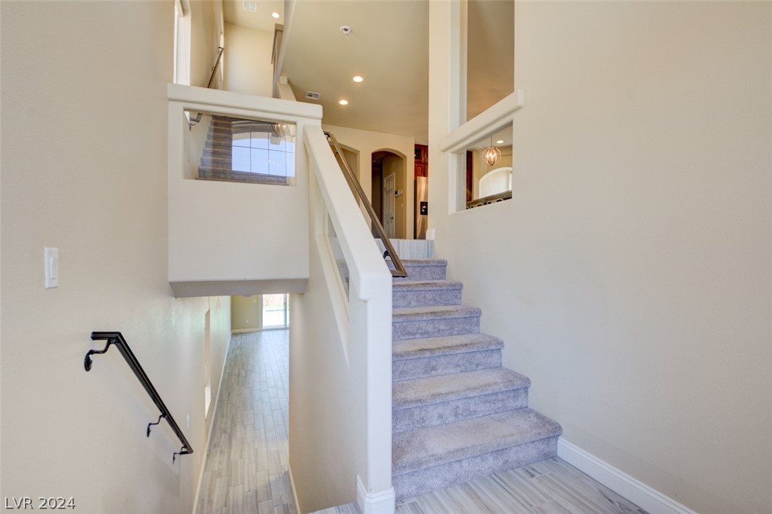 5664 Brimstone Hill Avenue