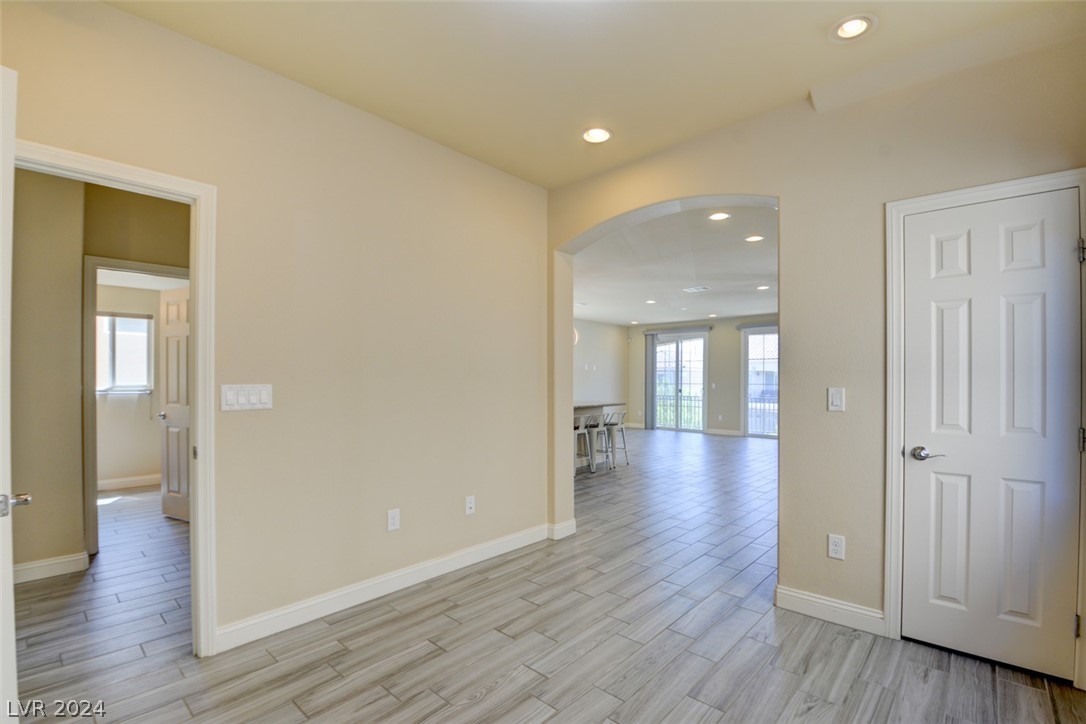 5664 Brimstone Hill Avenue