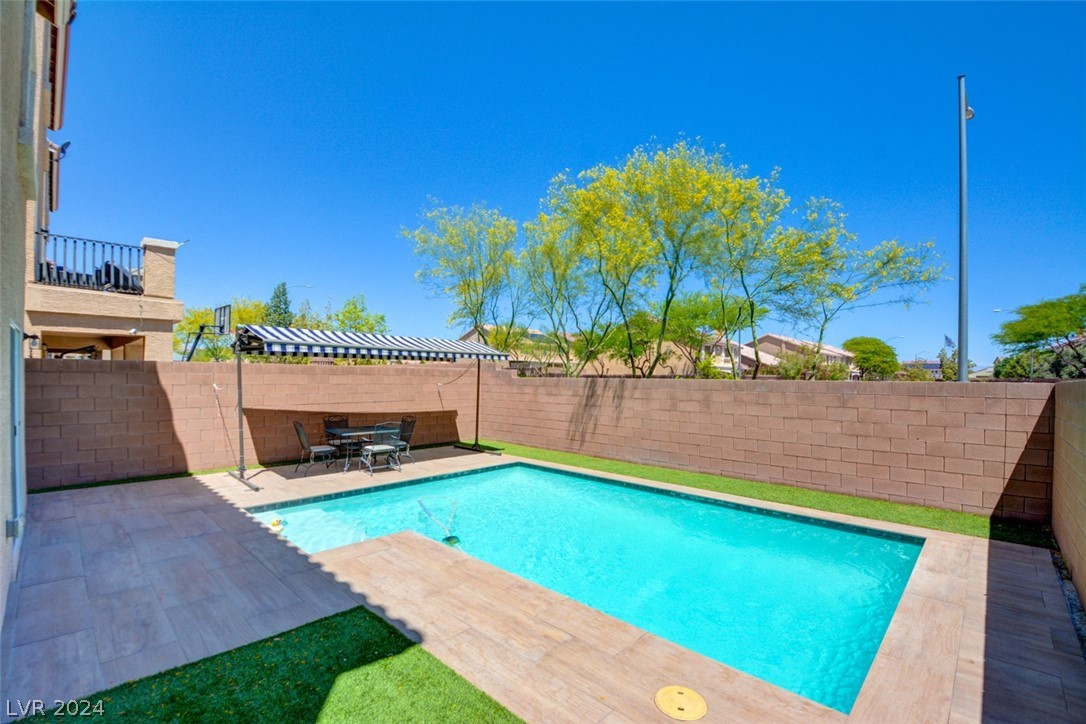 5664 Brimstone Hill Avenue