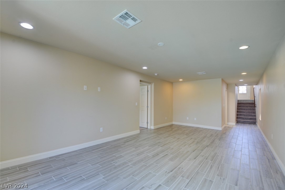 5664 Brimstone Hill Avenue