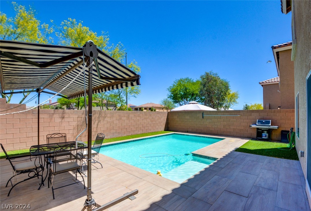 5664 Brimstone Hill Avenue