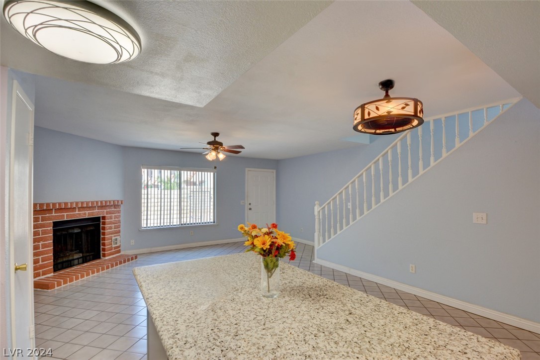 5471 Escondido Street