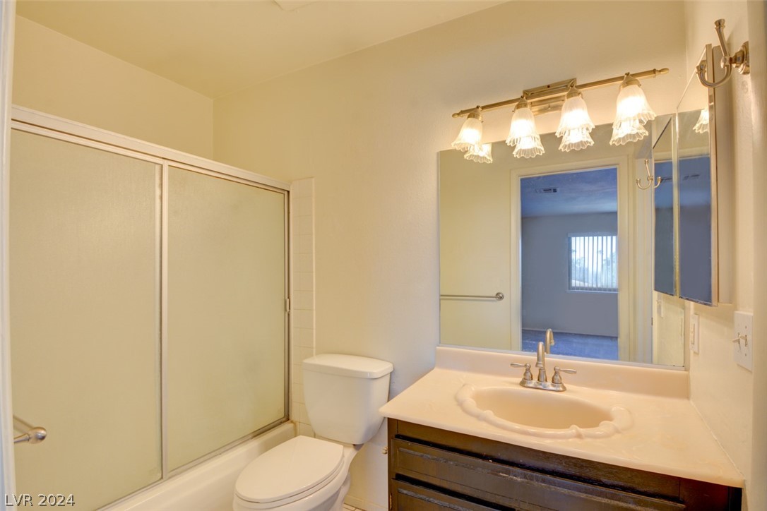 5471 Escondido Street