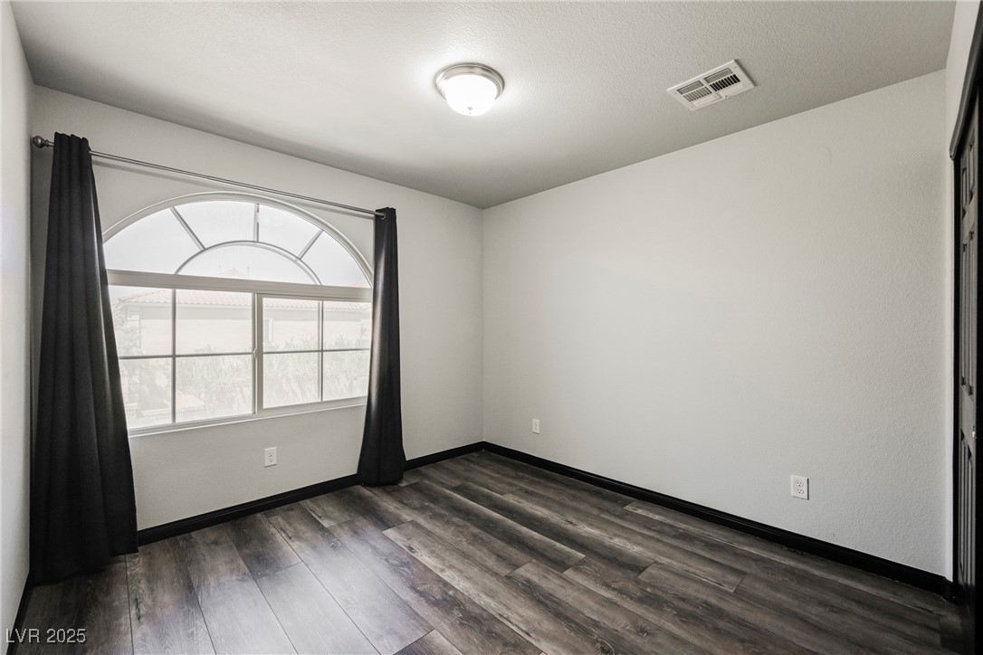 9242 Midnight Cellars Street