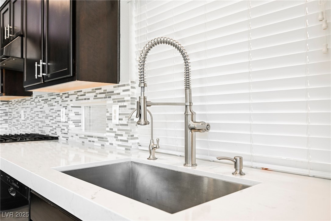 9242 Midnight Cellars Street