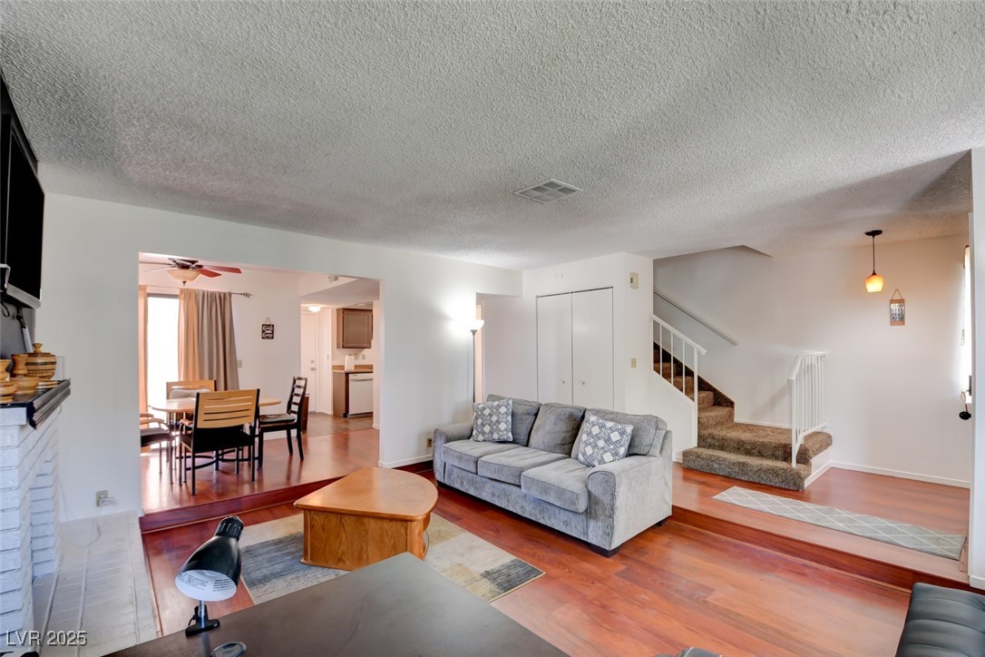 2696 Matogroso Lane